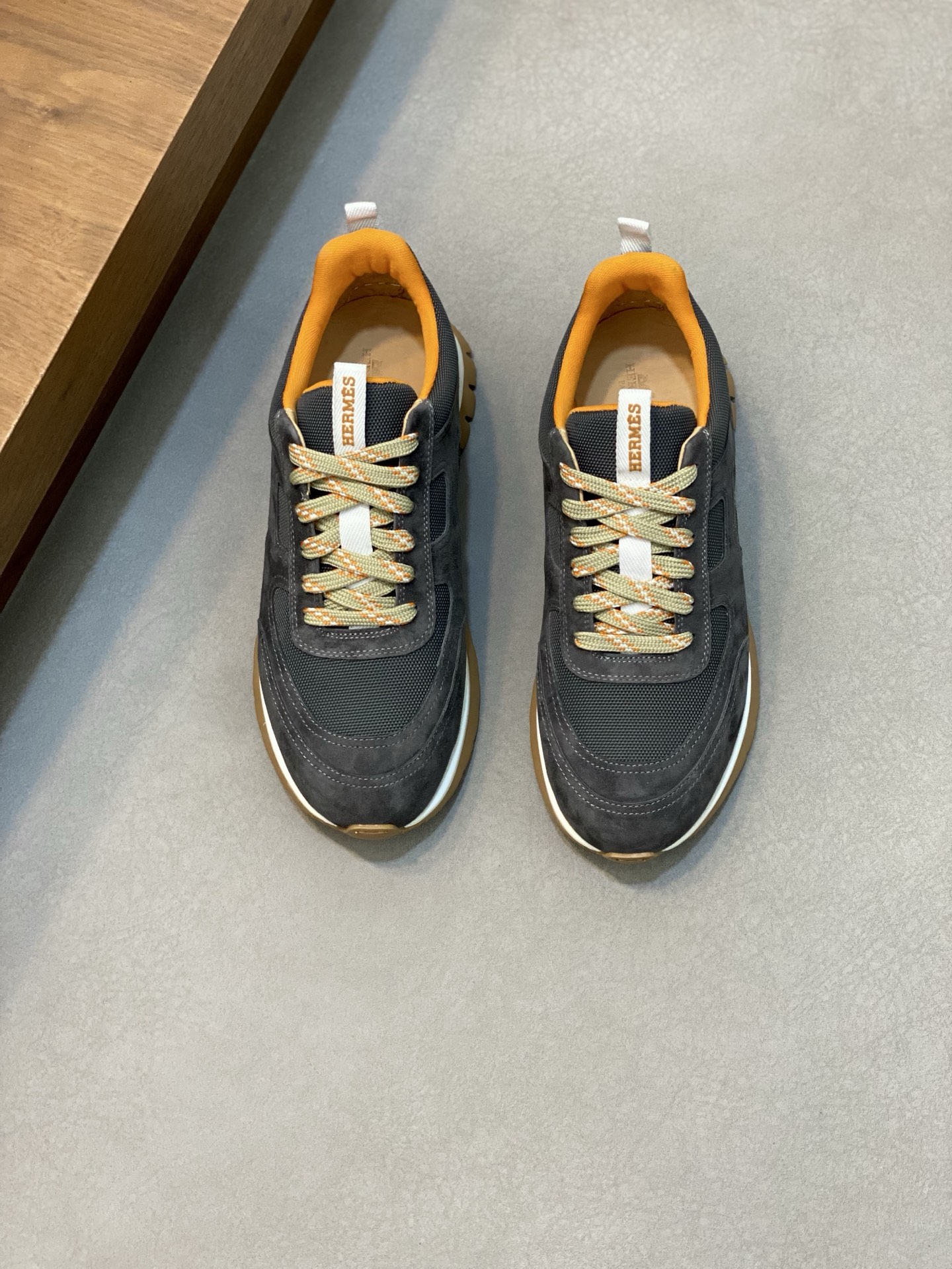 HERMES 00299