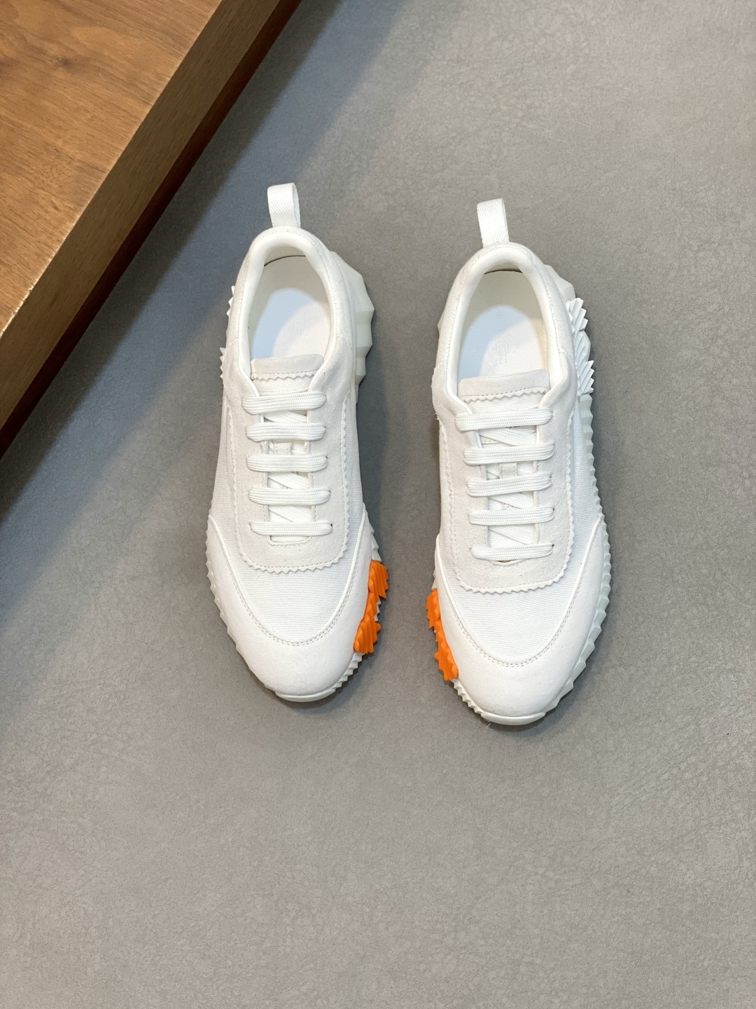 HERMES 00299