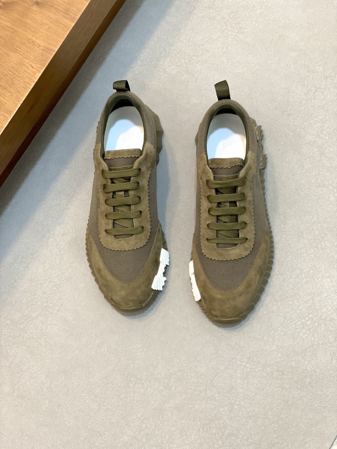 HERMES 00309