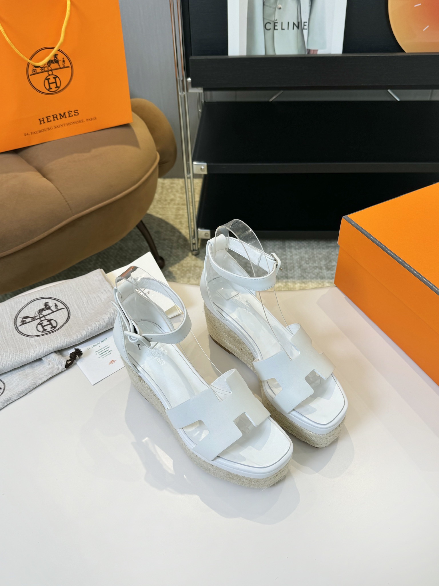 HERMES  00319