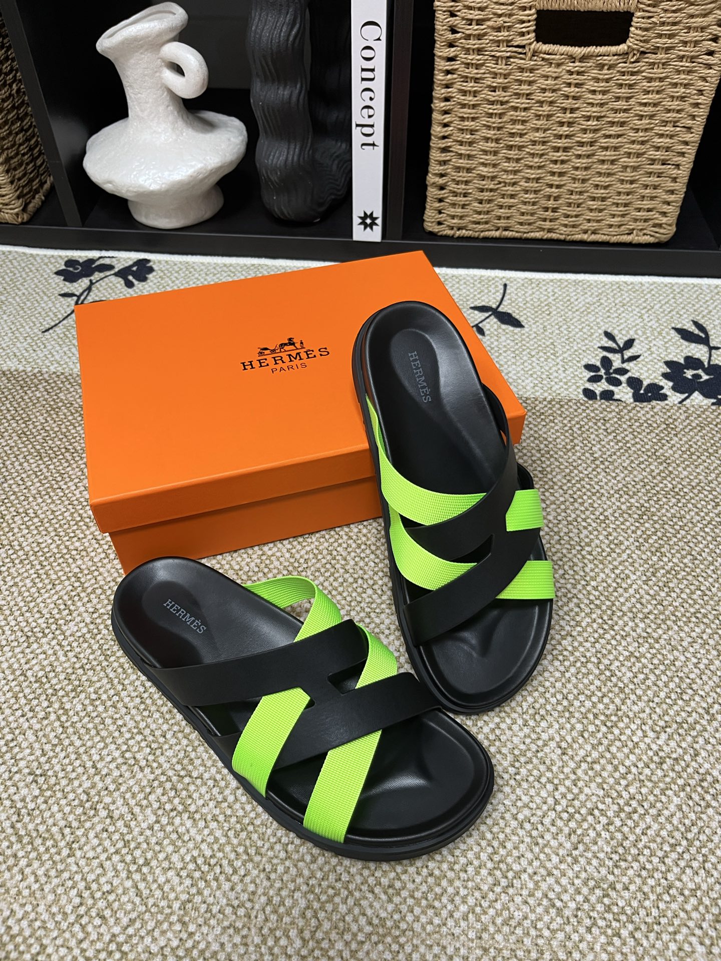 HERMES 00359