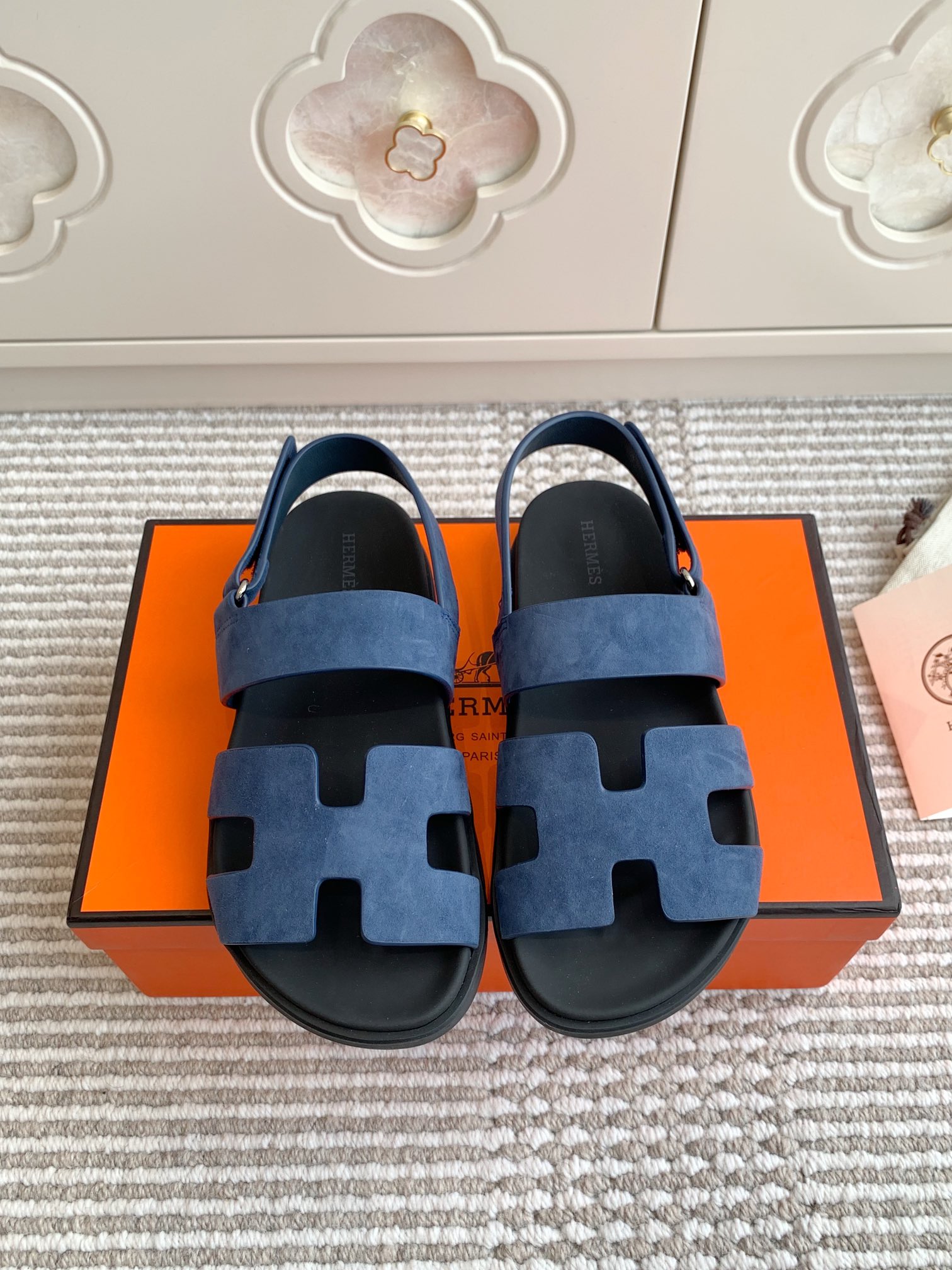 HERMES 00359