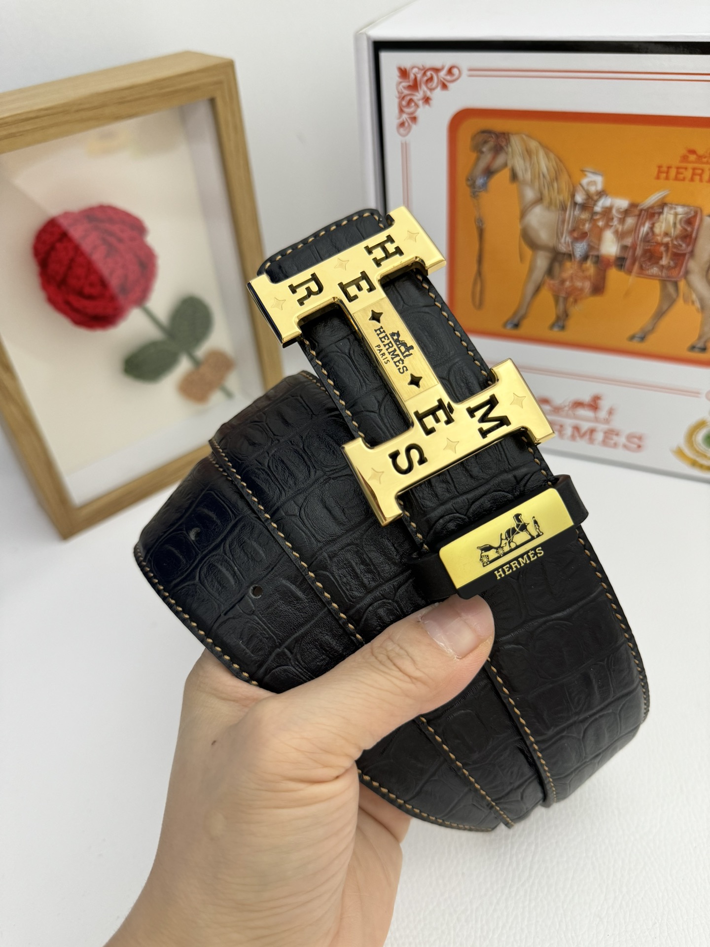 HERMES 00369