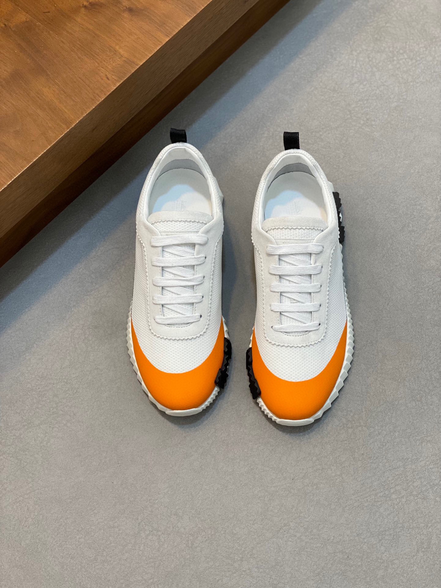 HERMES 00389