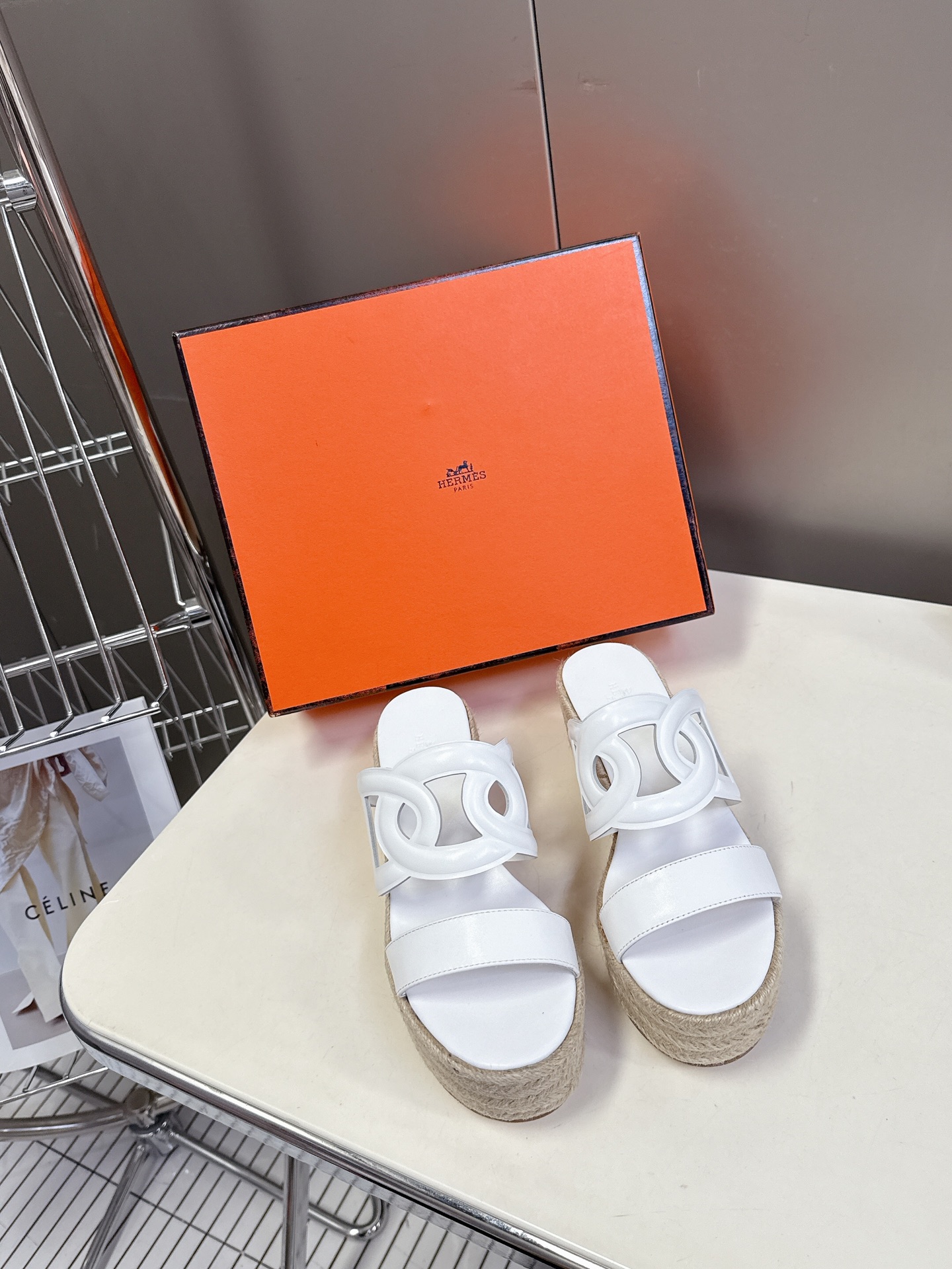 HERMES  00389