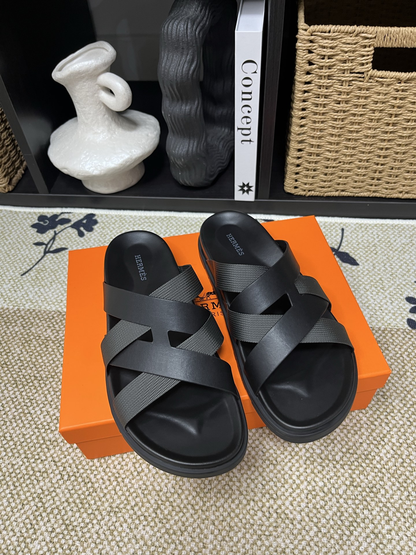 HERMES 00399