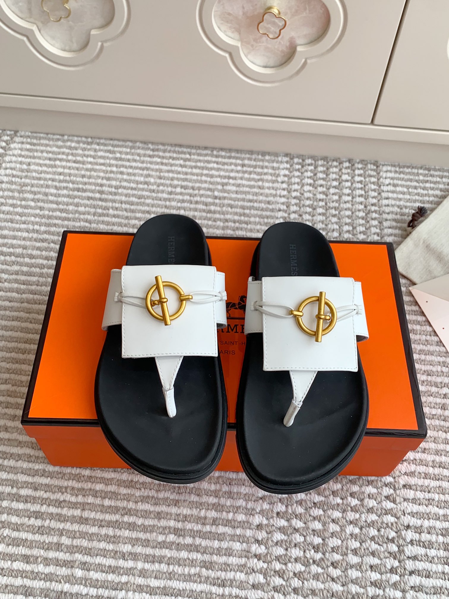 HERMES 00409