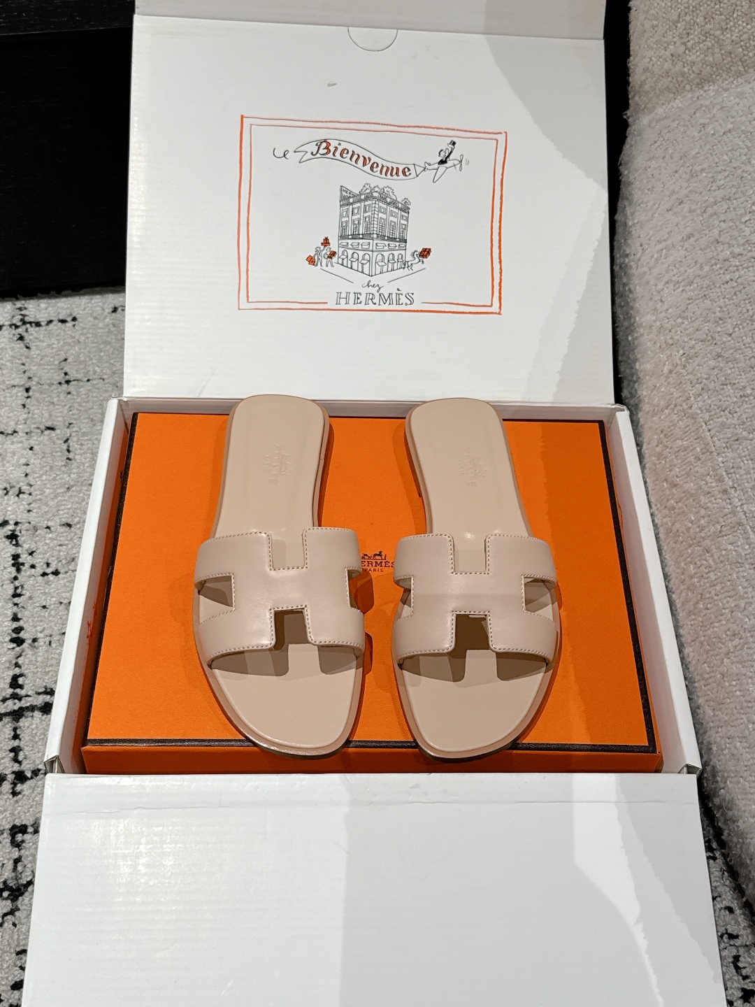 HERMES  00409