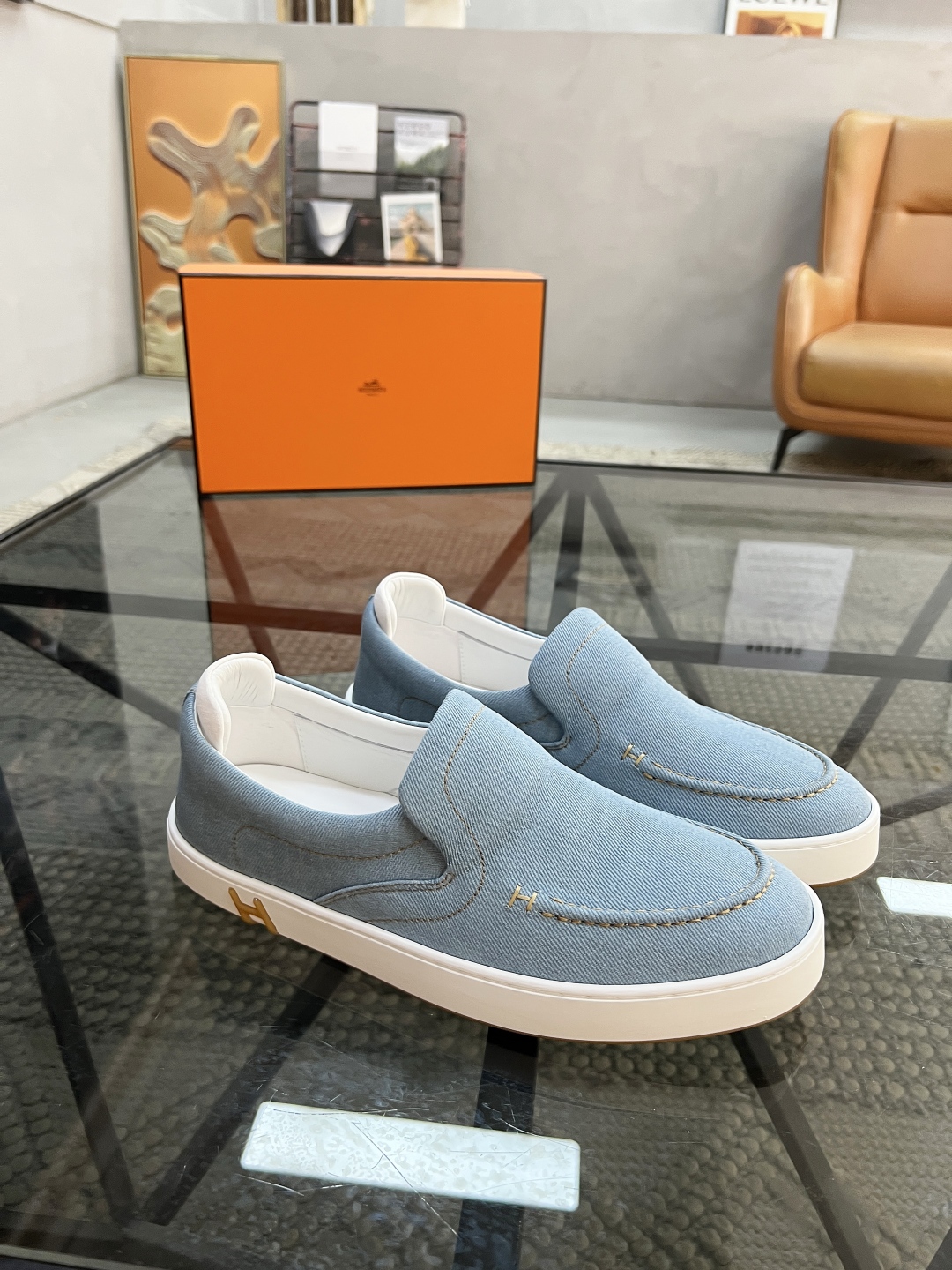 HERMES 00409