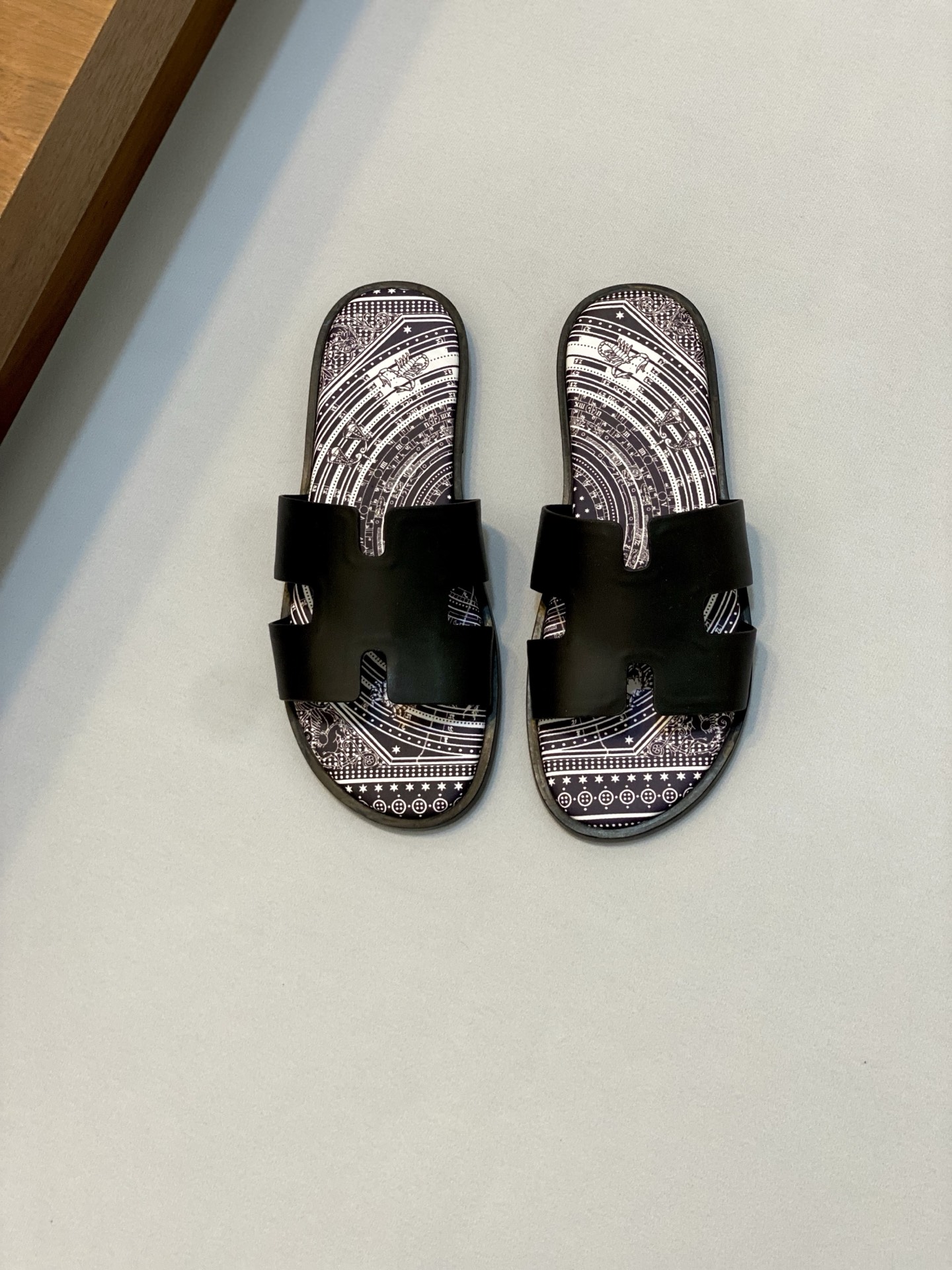 HERMES 00416