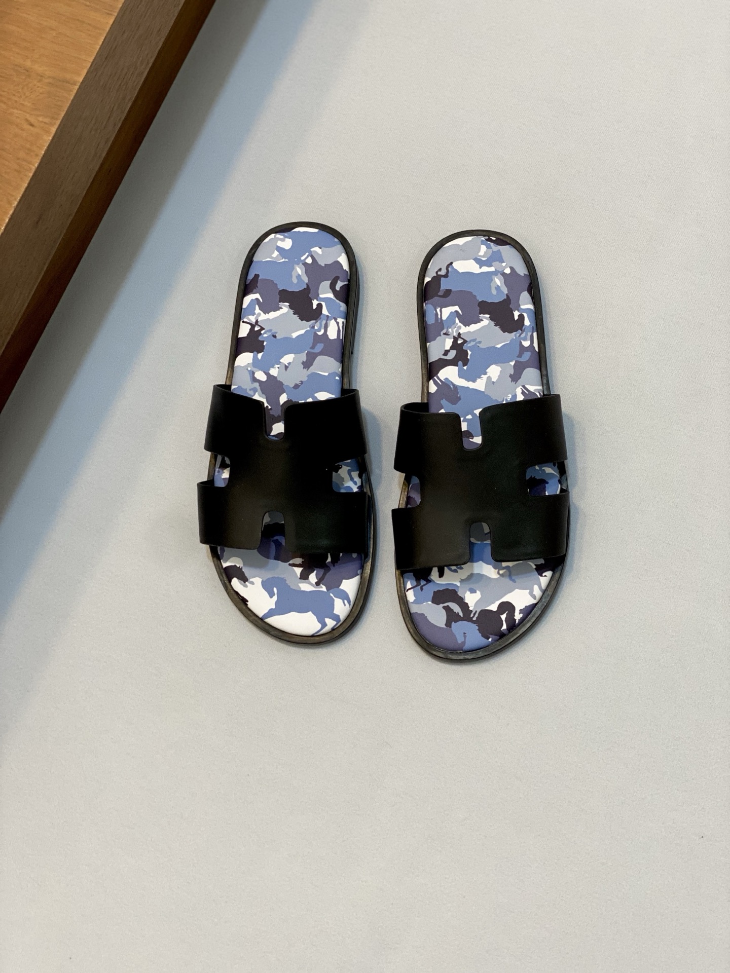 HERMES 00426
