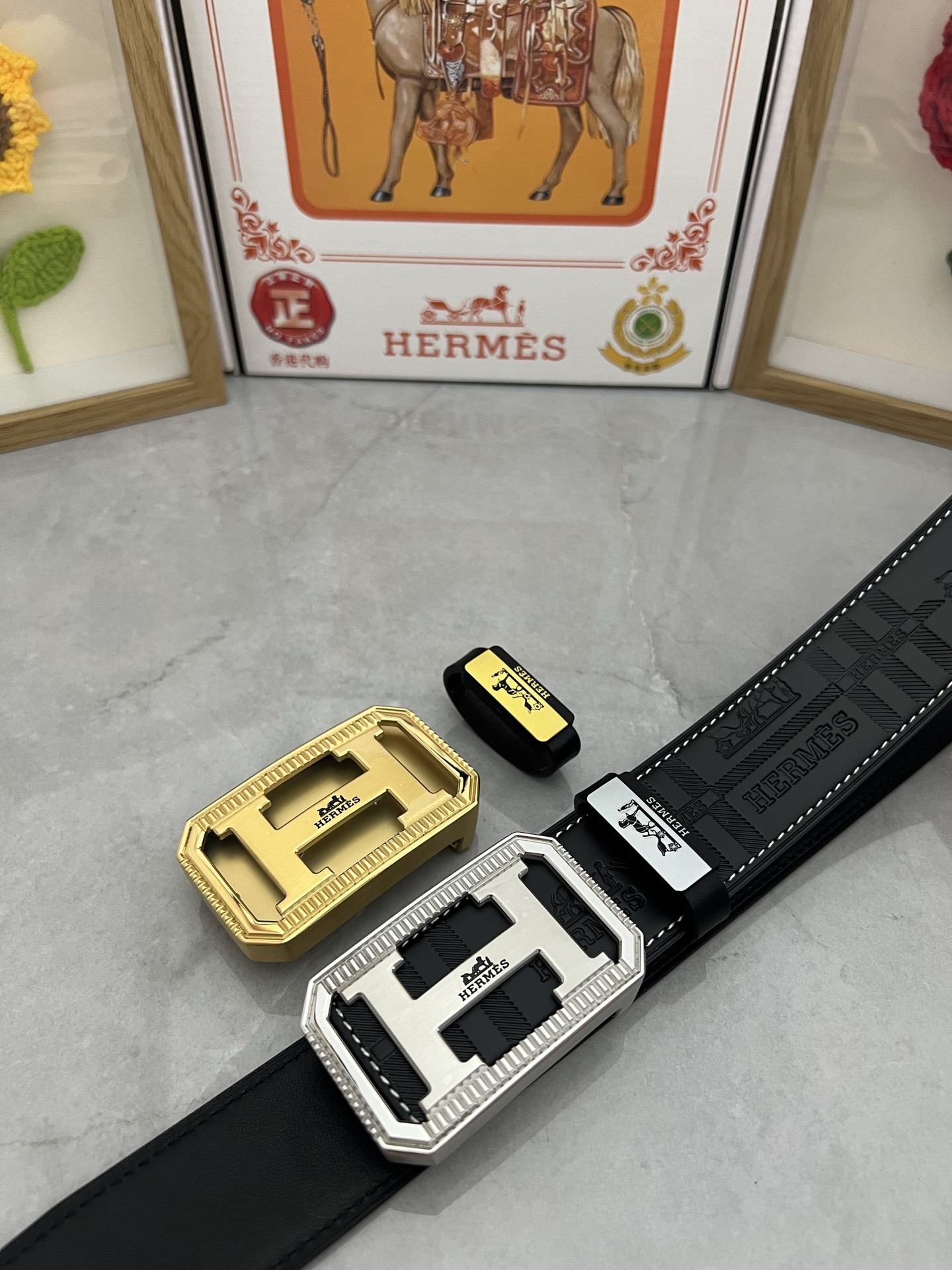 HERMES 00428