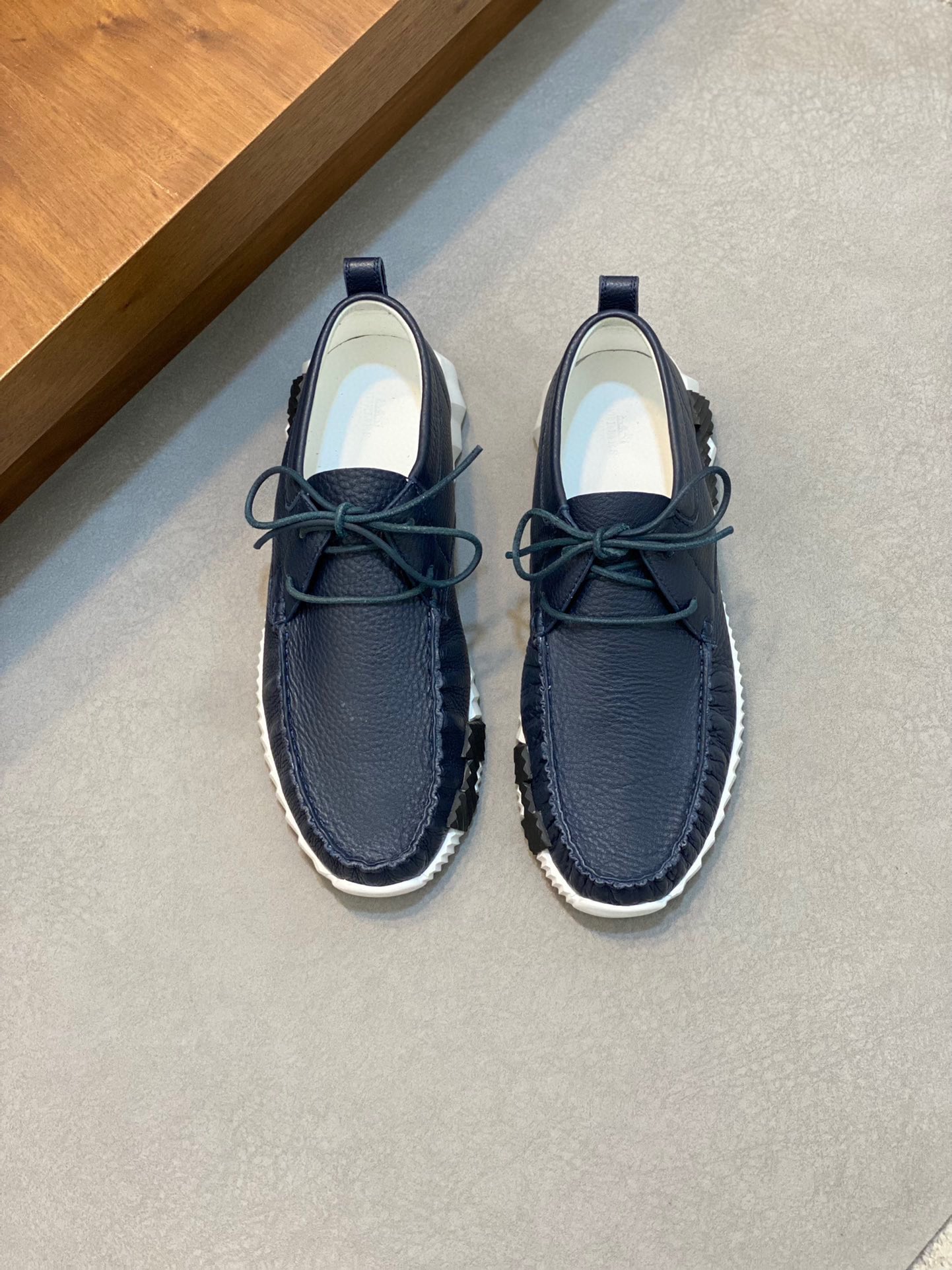 HERMES 00429