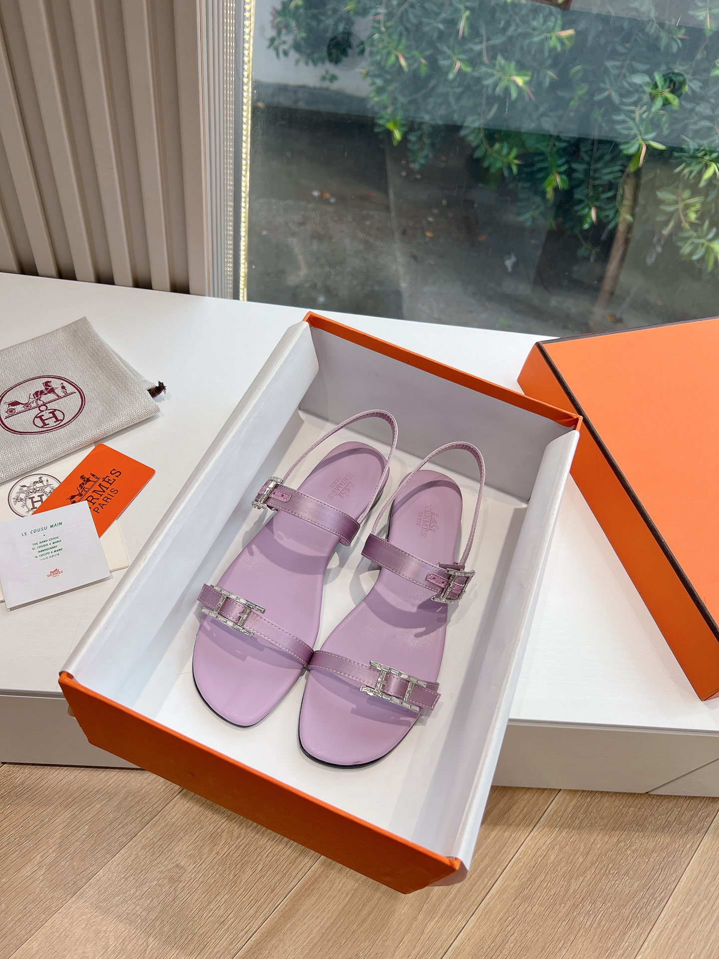 HERMES  00429