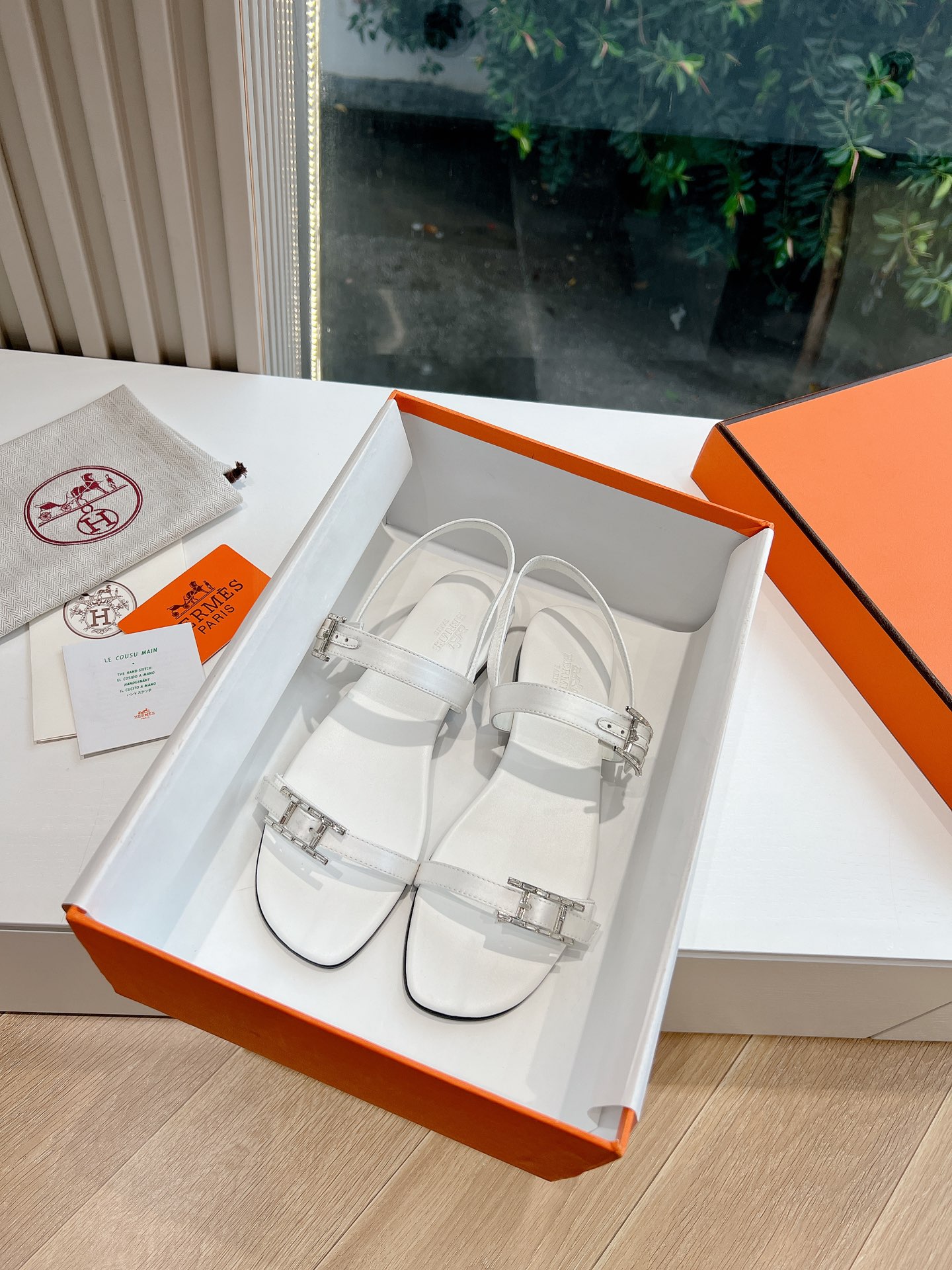 HERMES  00449