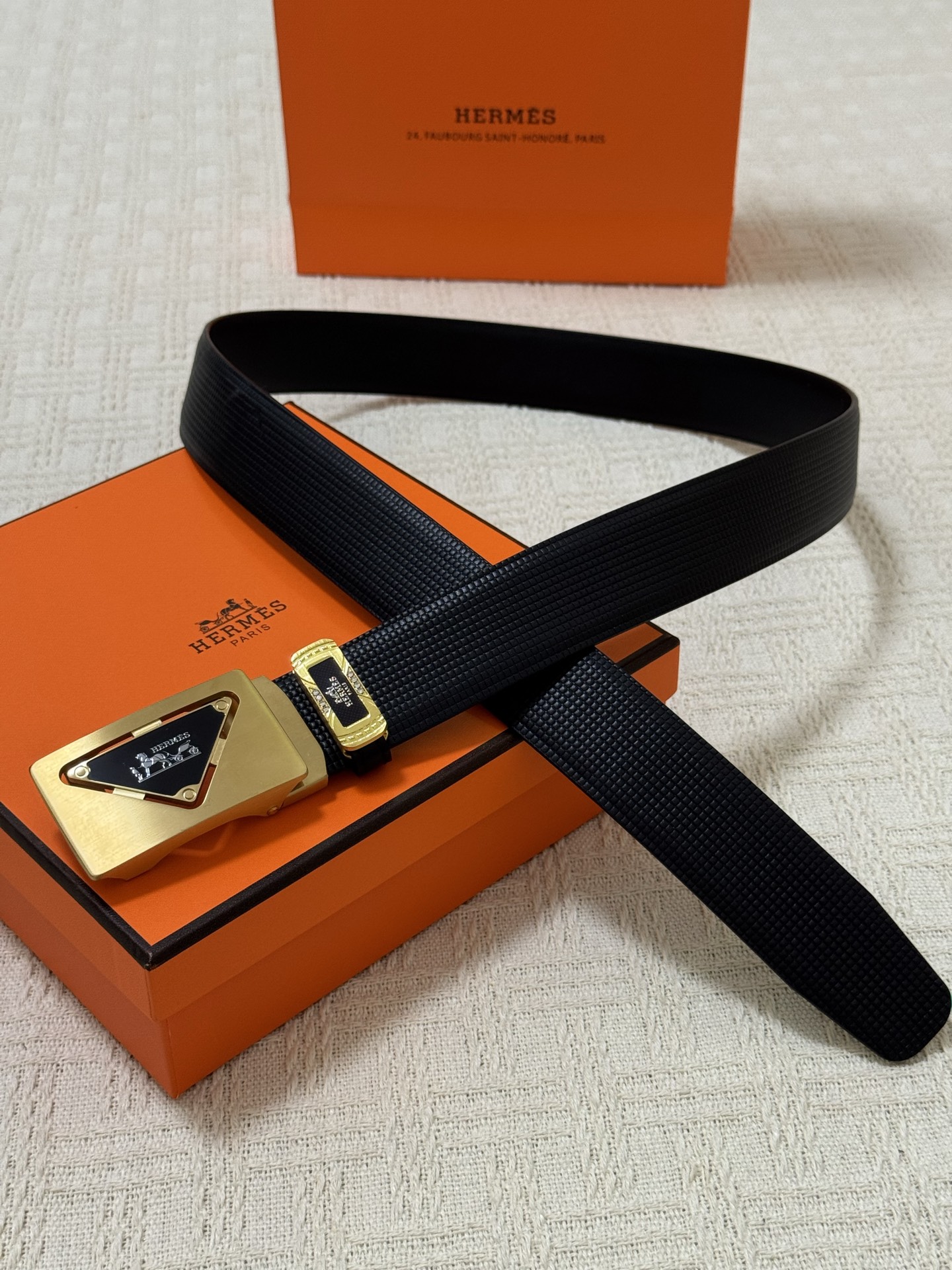 HERMES 00458
