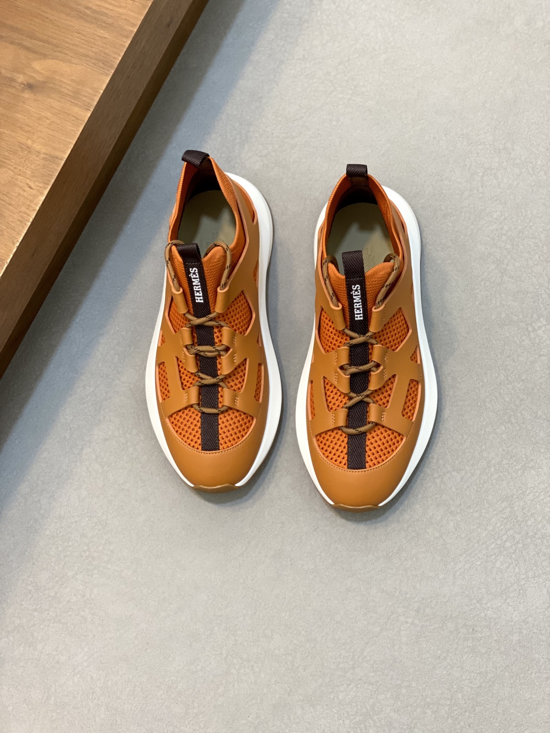 HERMES 00479