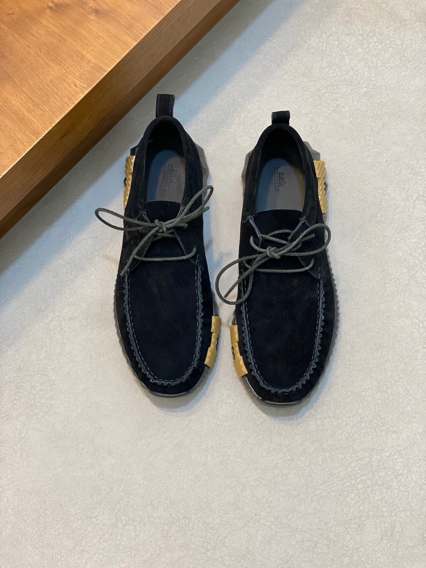 HERMES 00479