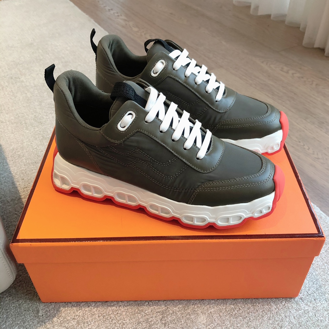HERMES 00499