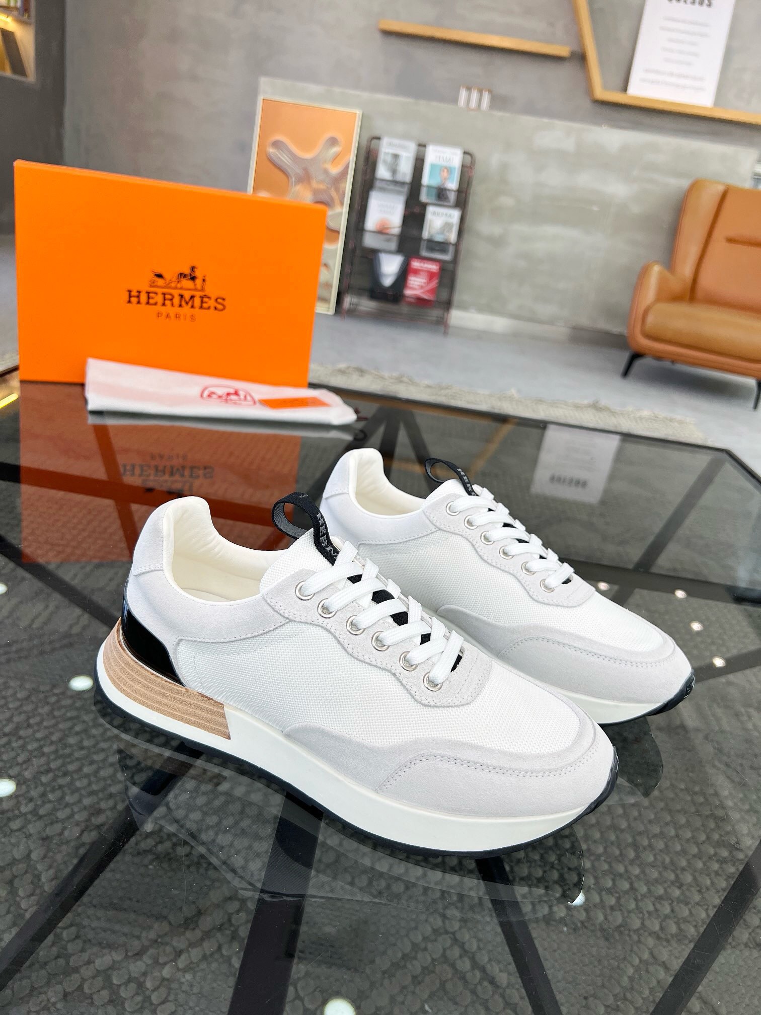 HERMES 00499