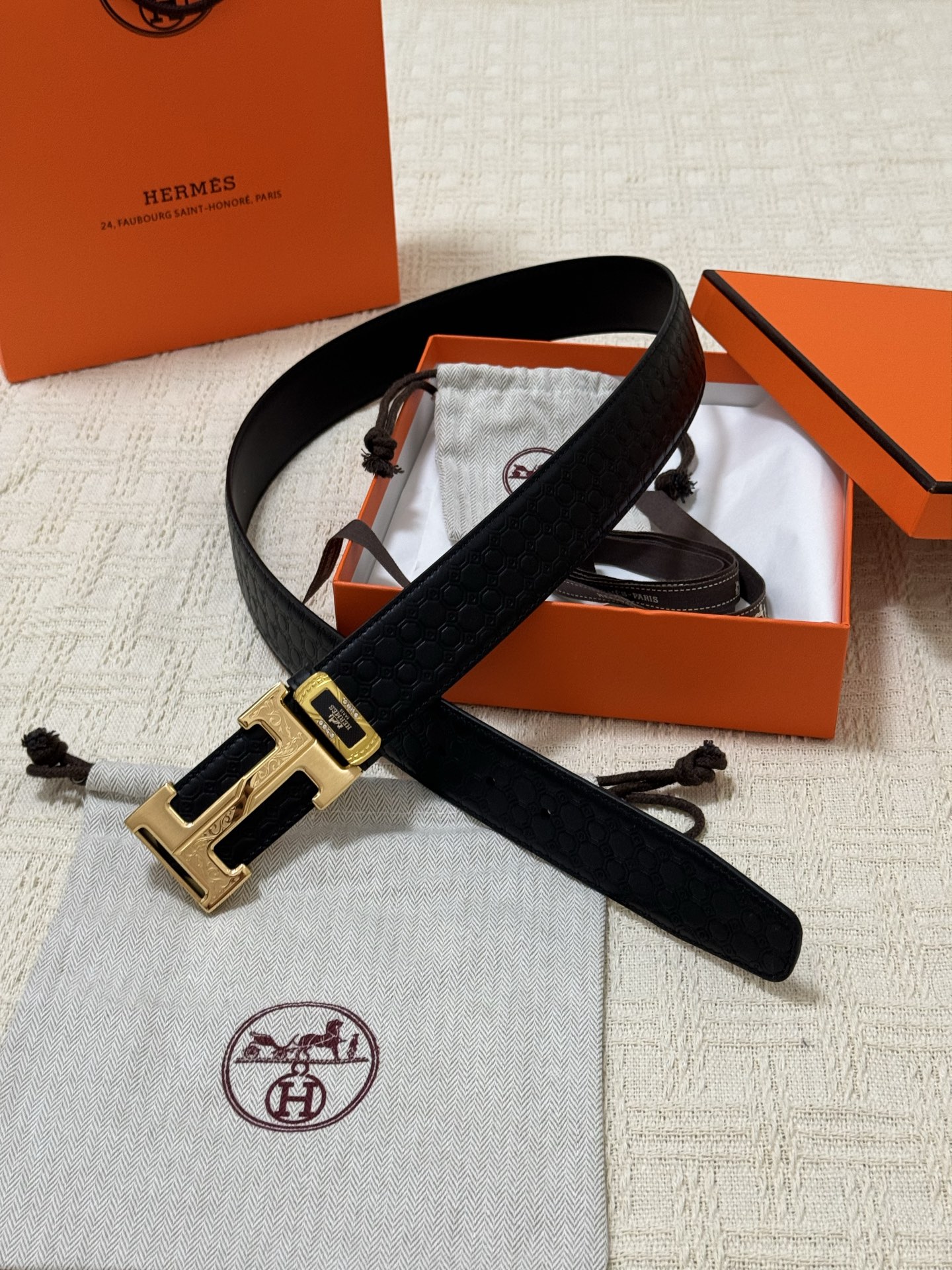HERMES 00519