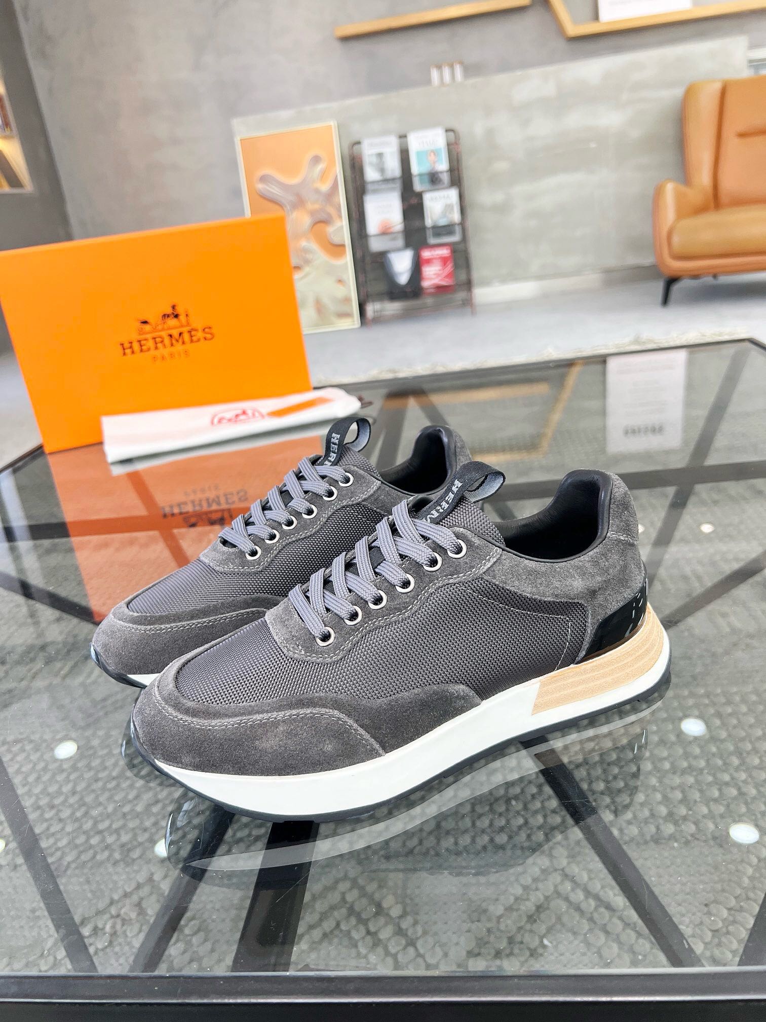 HERMES 00539
