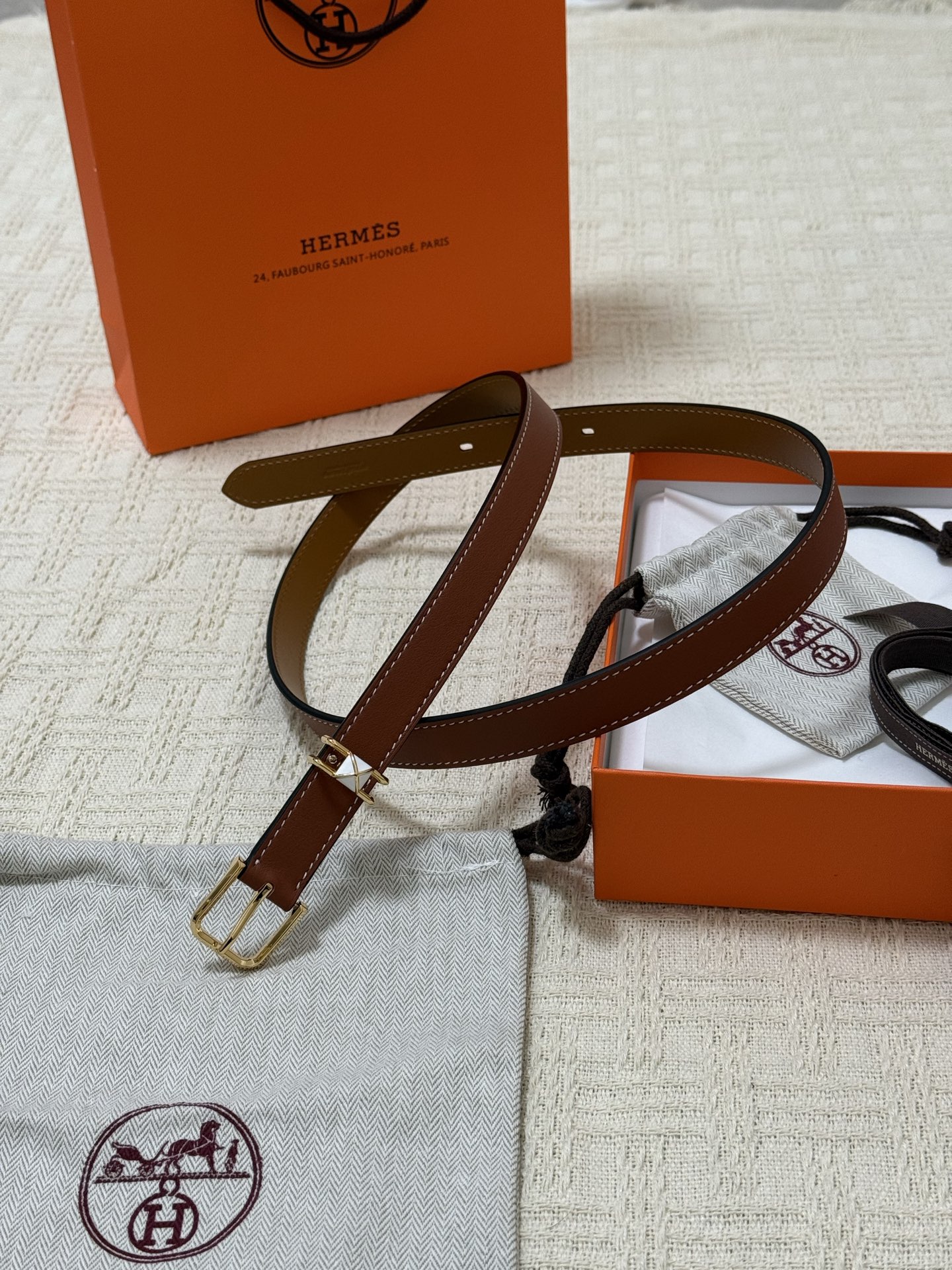 HERMES 005513