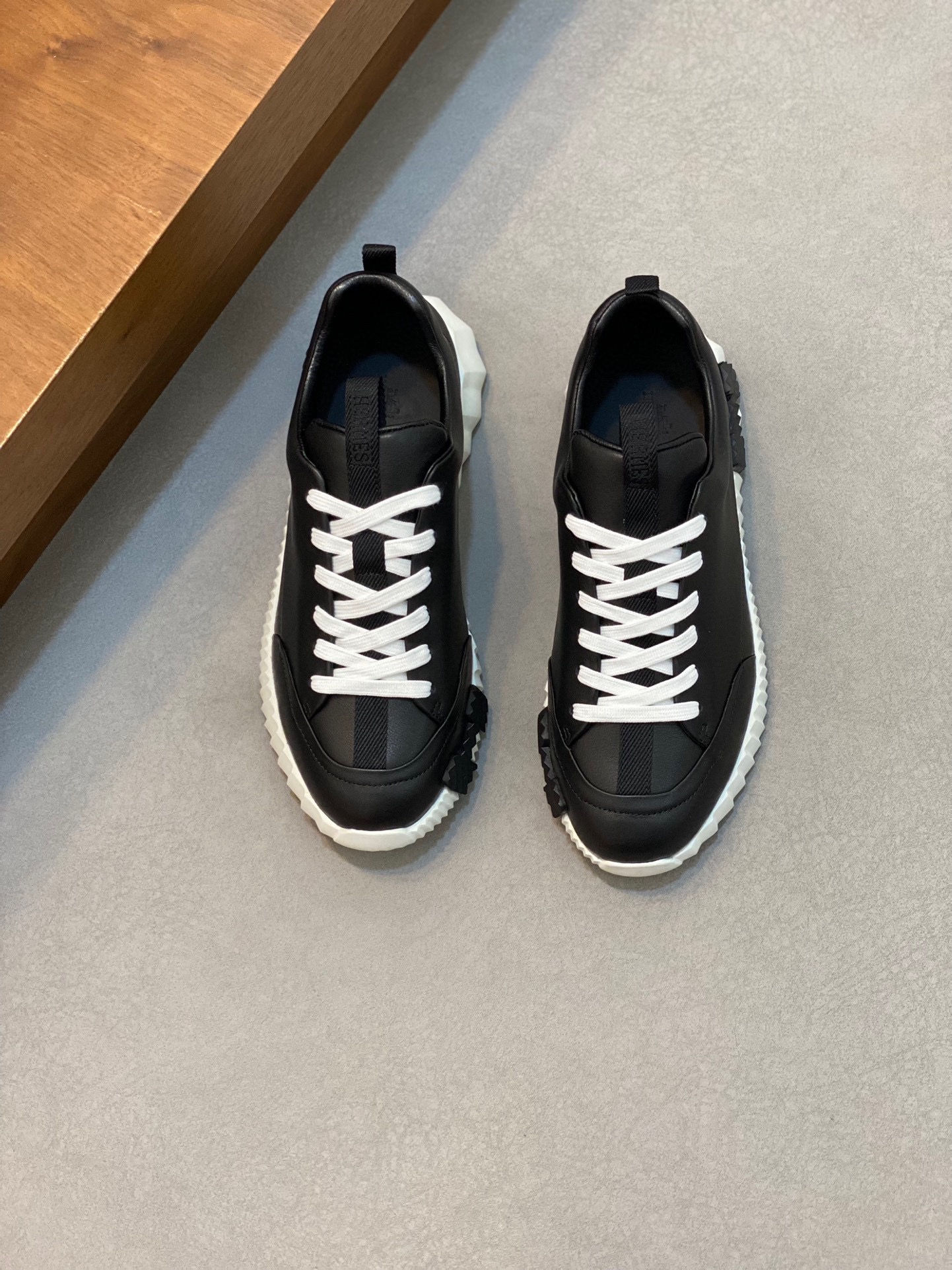 HERMES 00559