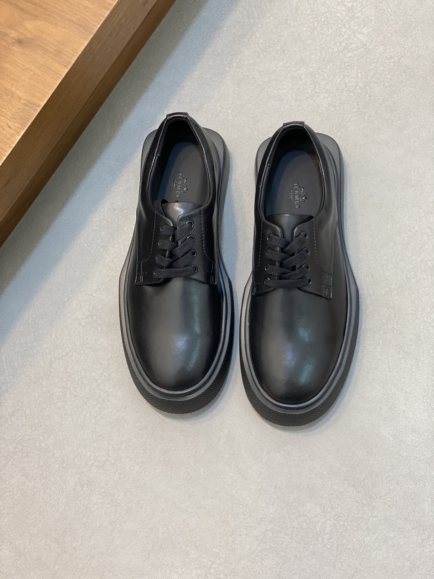 HERMES 00569