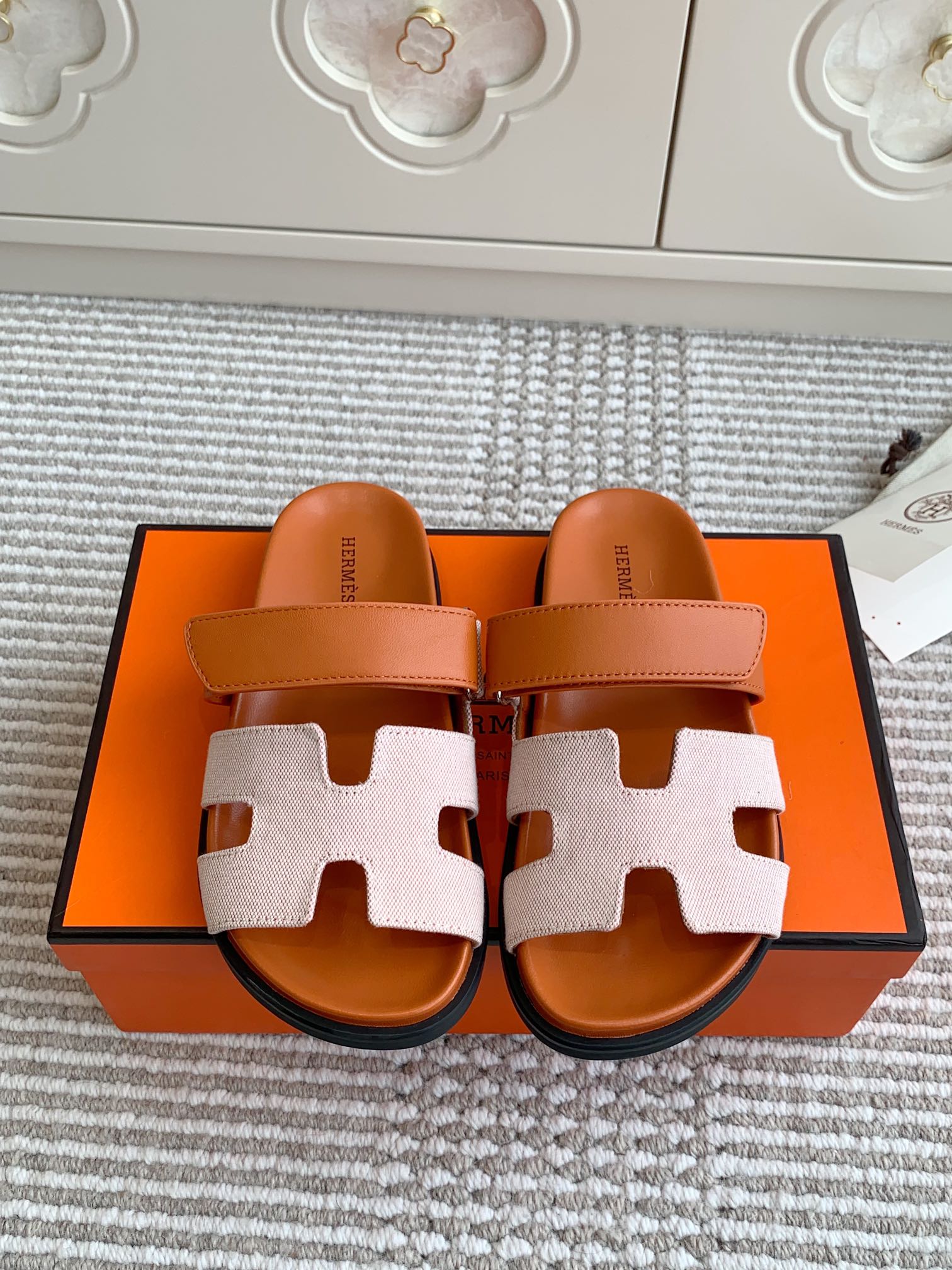 HERMES 00599