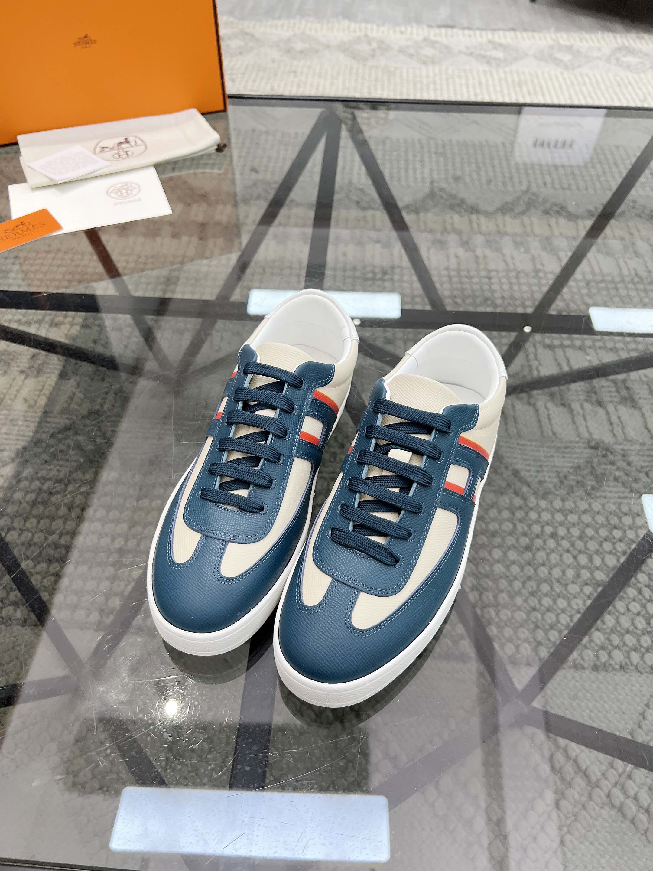 HERMES 00609