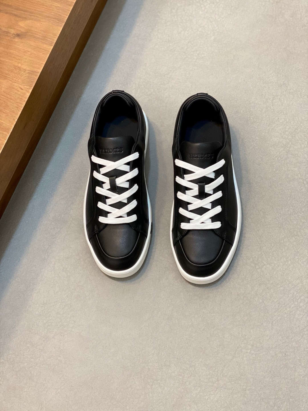HERMES 00609