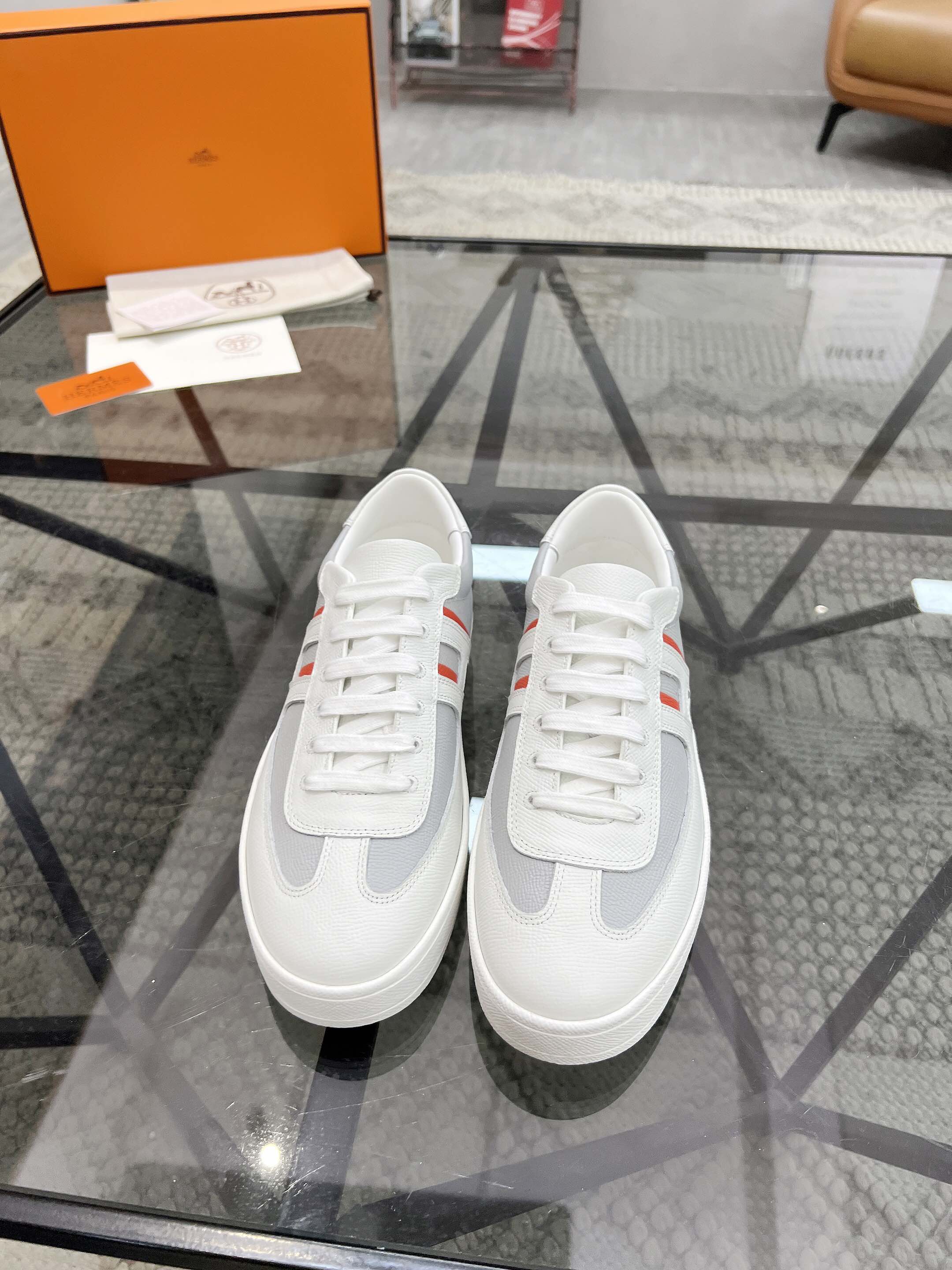 HERMES 00619