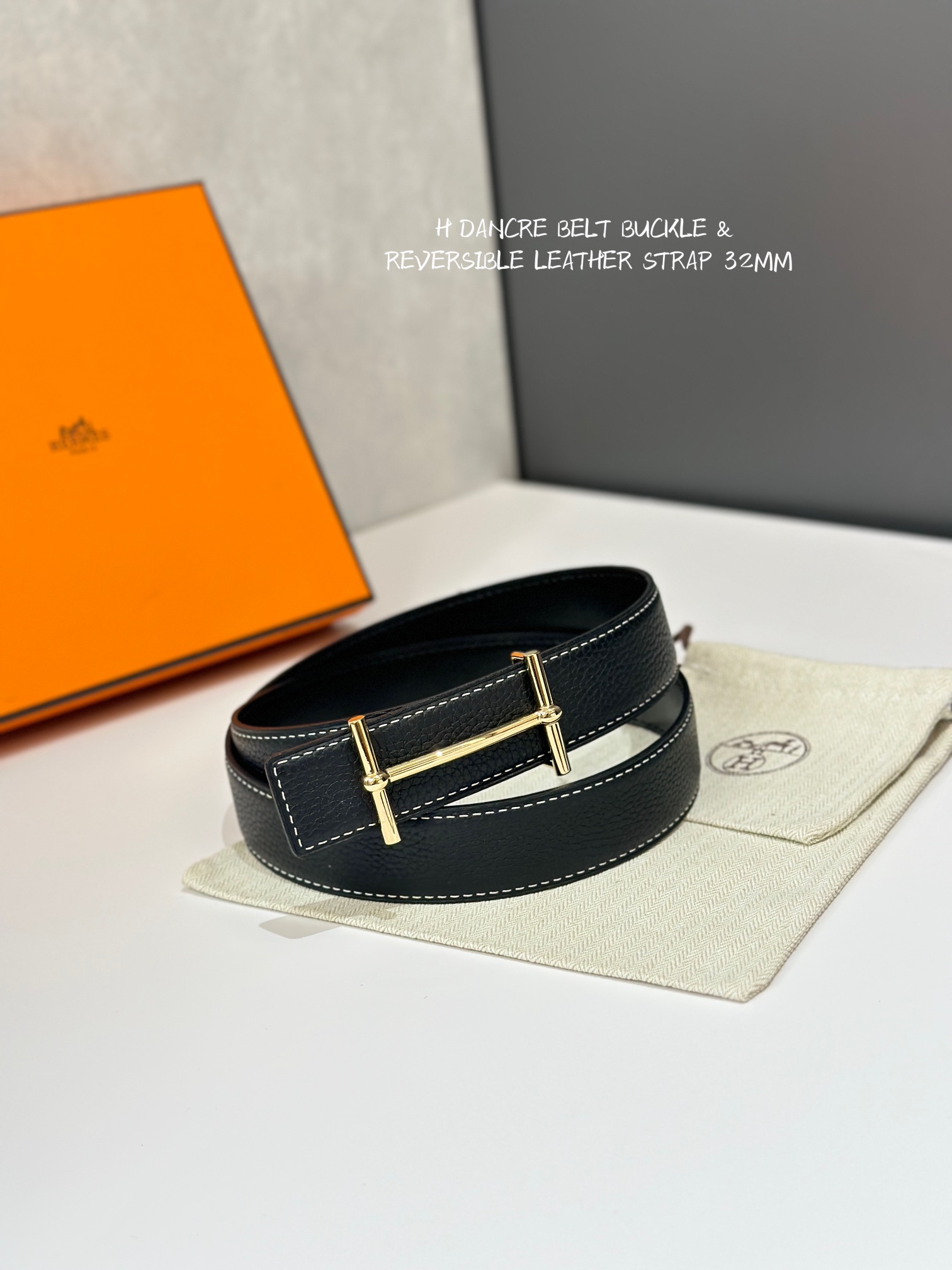 HERMES 00676