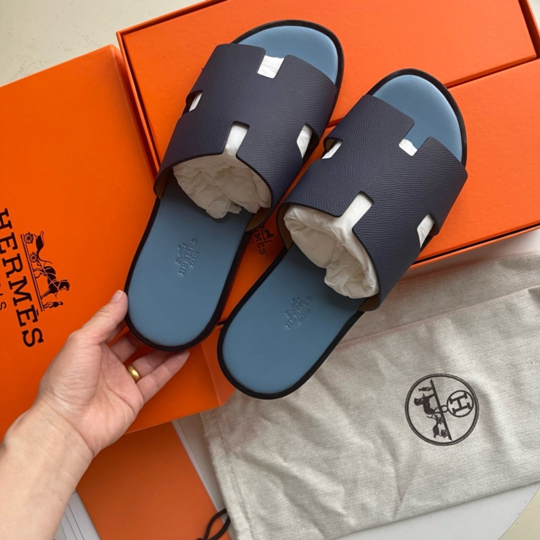 HERMES 00679