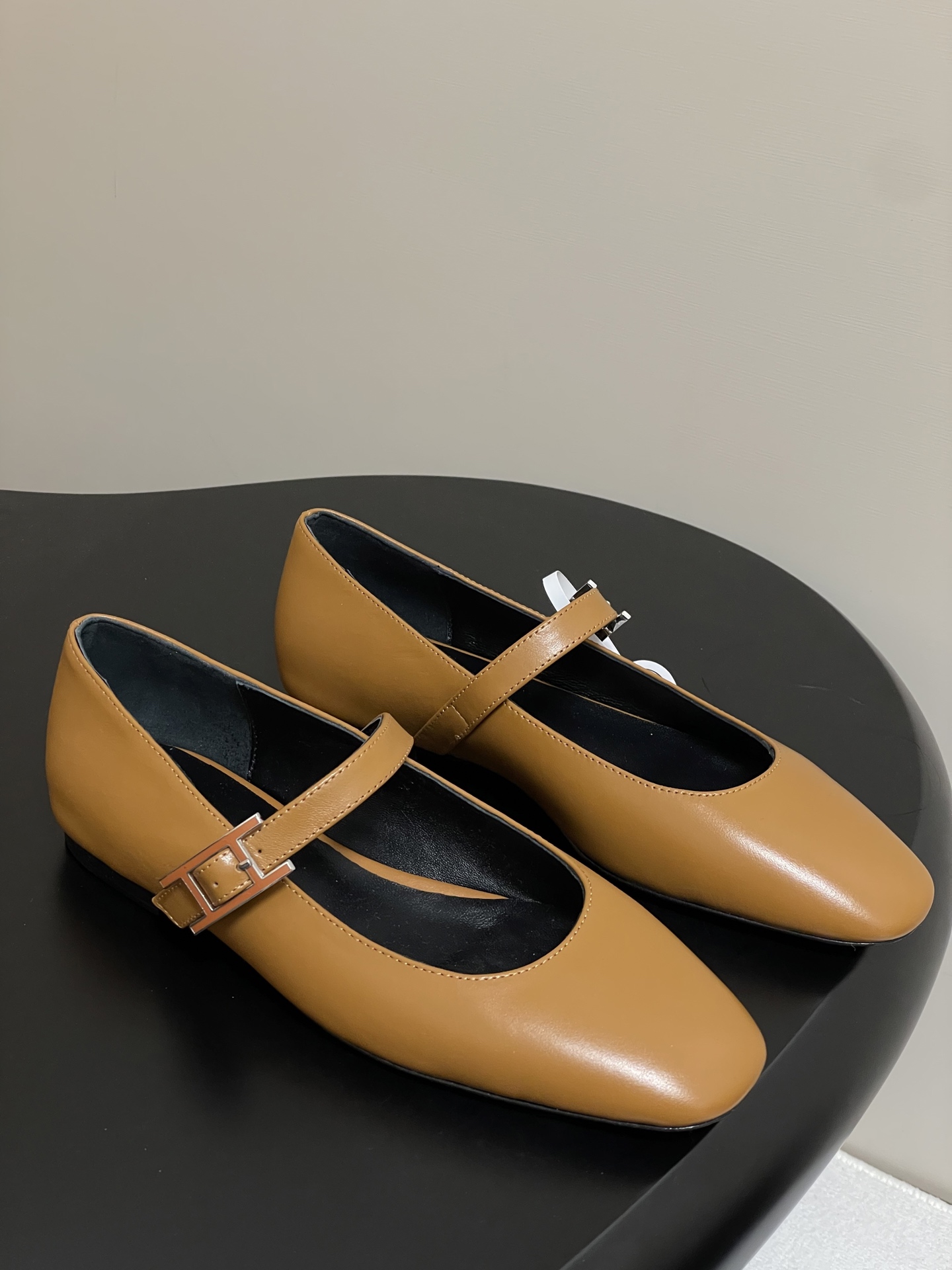 HERMES 00679