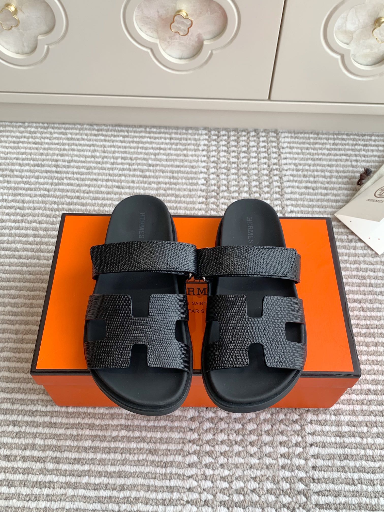 HERMES 00689