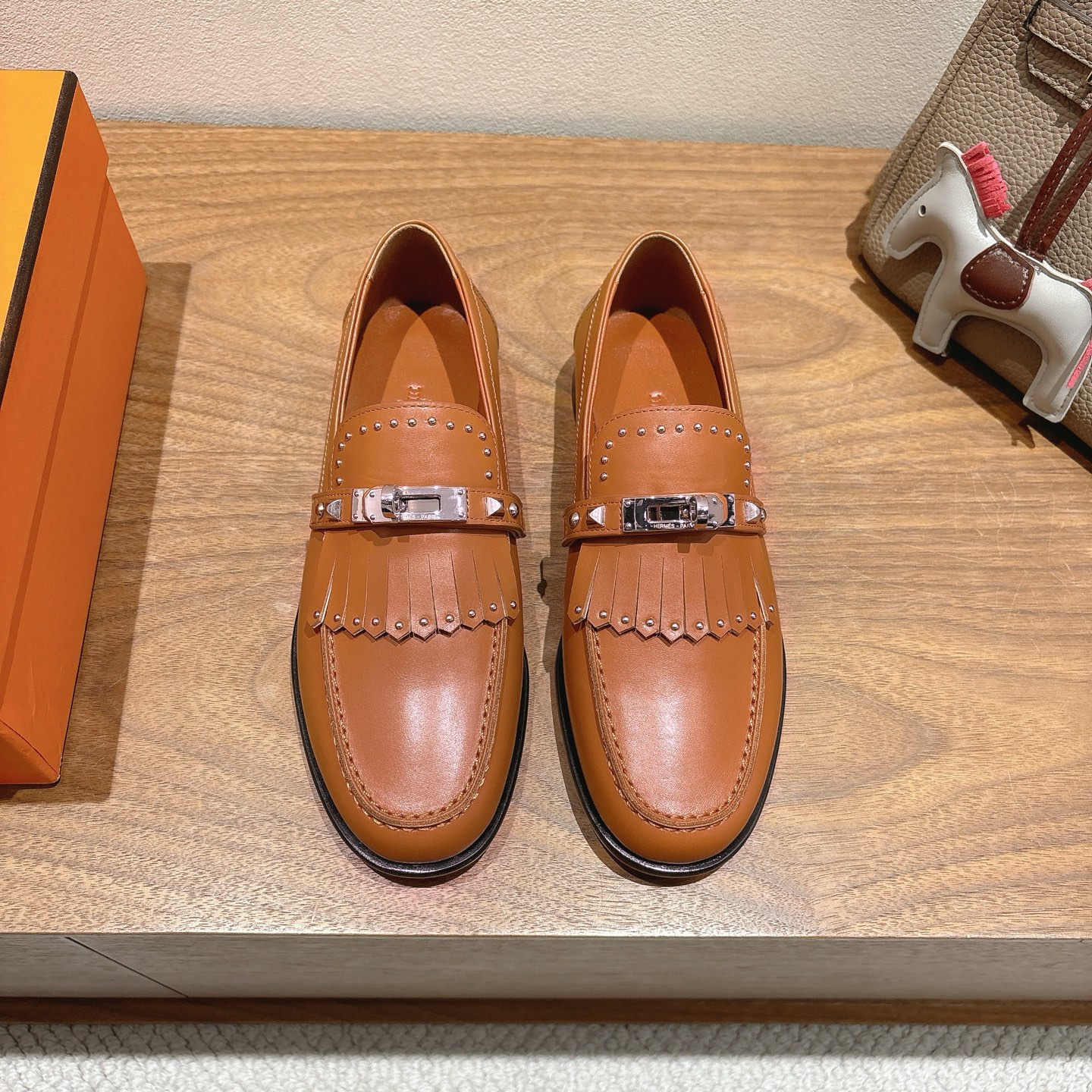 HERMES 00689