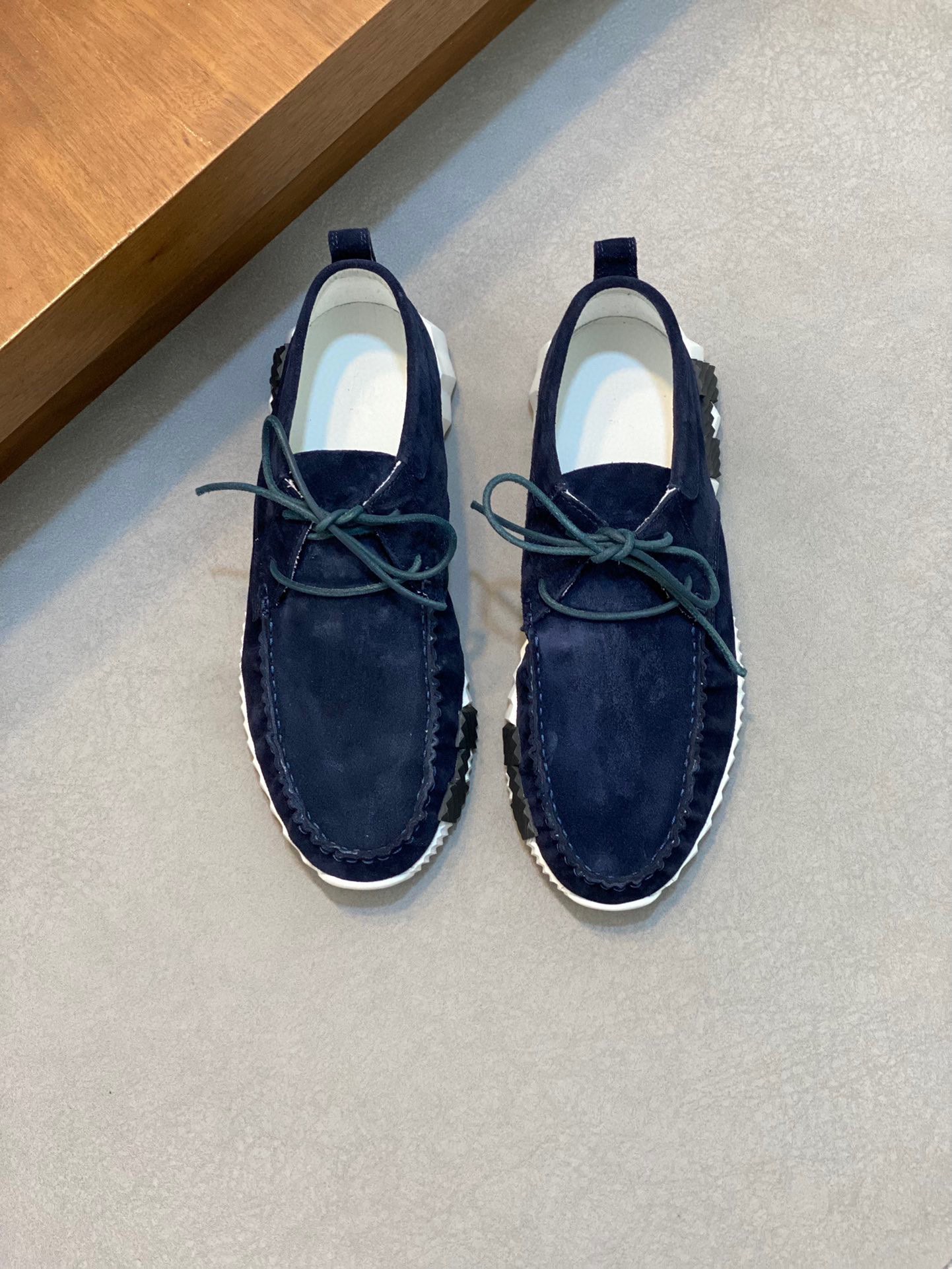 HERMES 00719