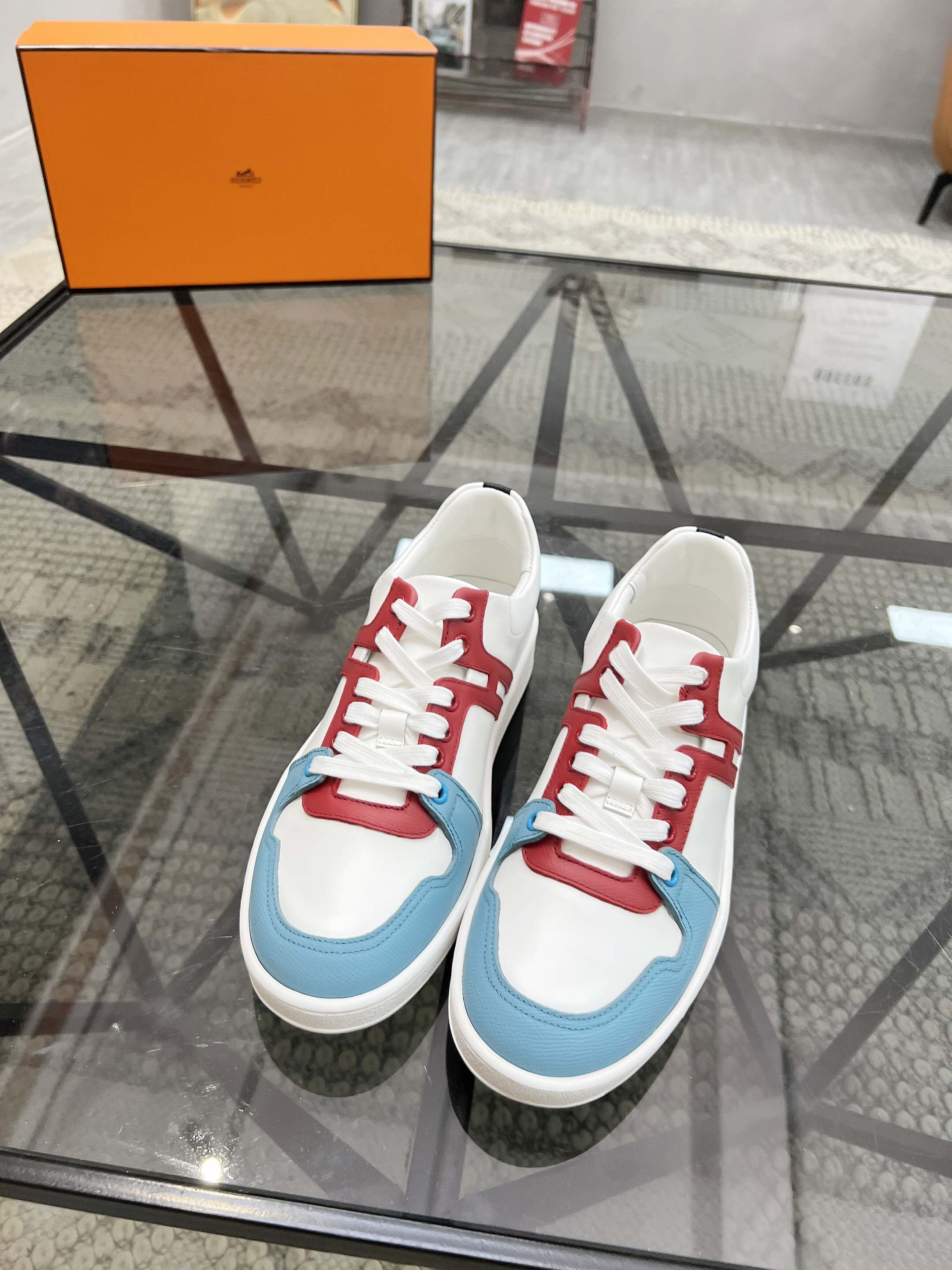 HERMES 00729