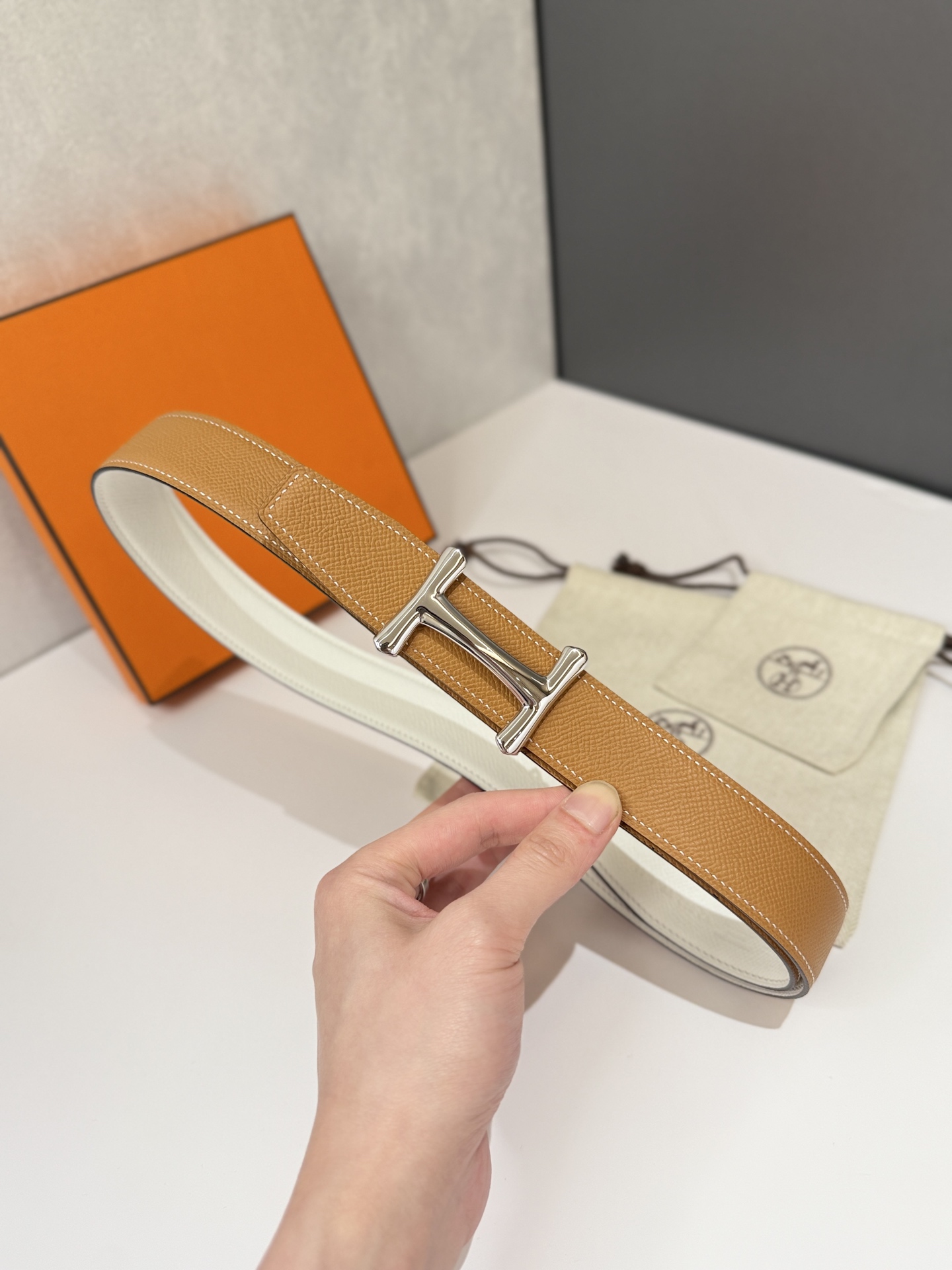 HERMES 00806