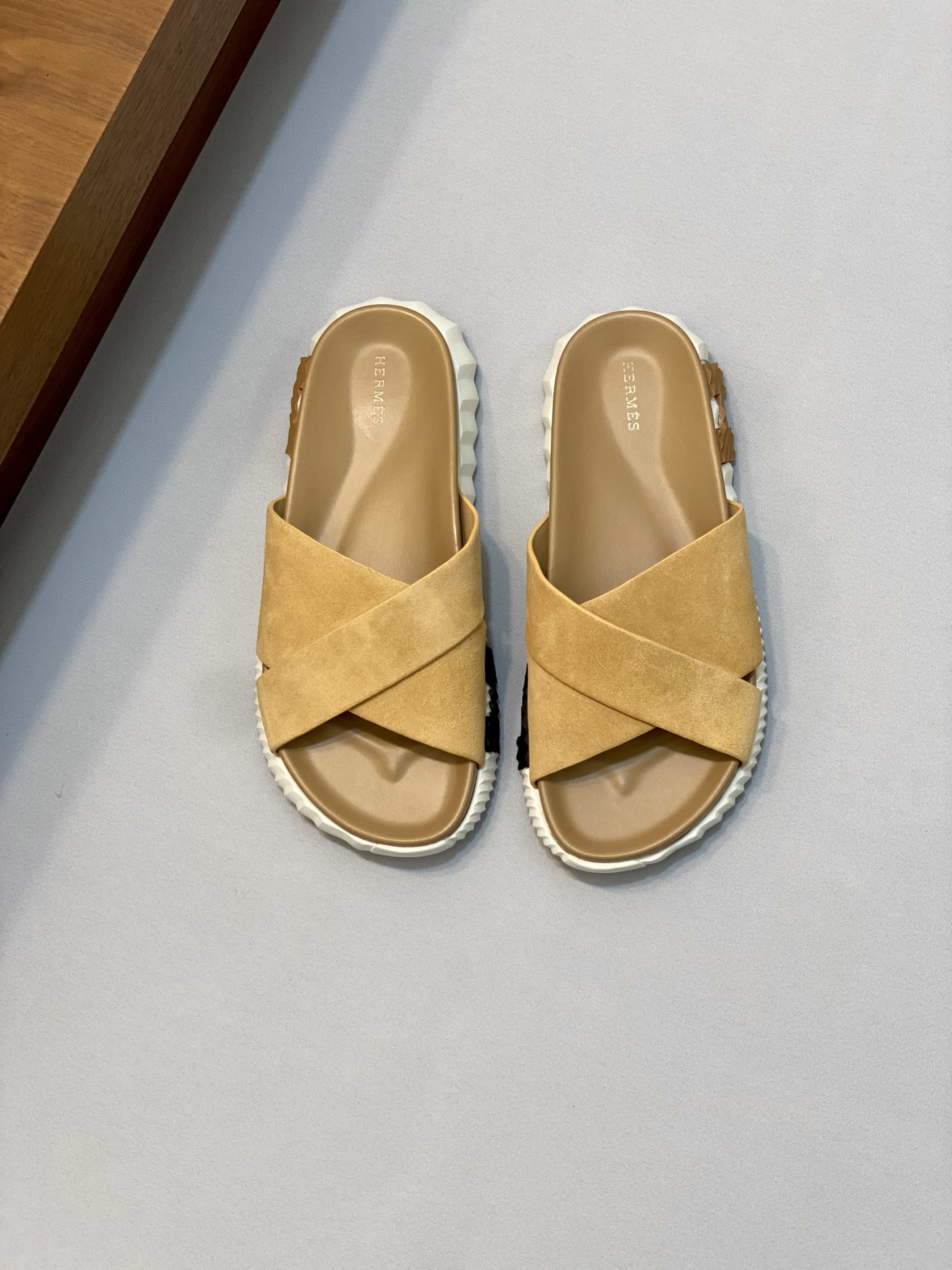 HERMES 00806