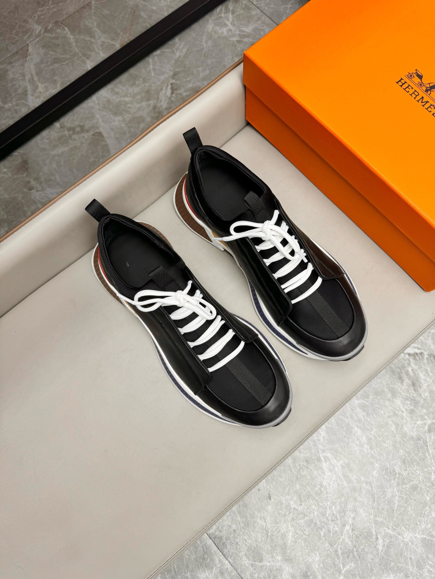 HERMES 00839