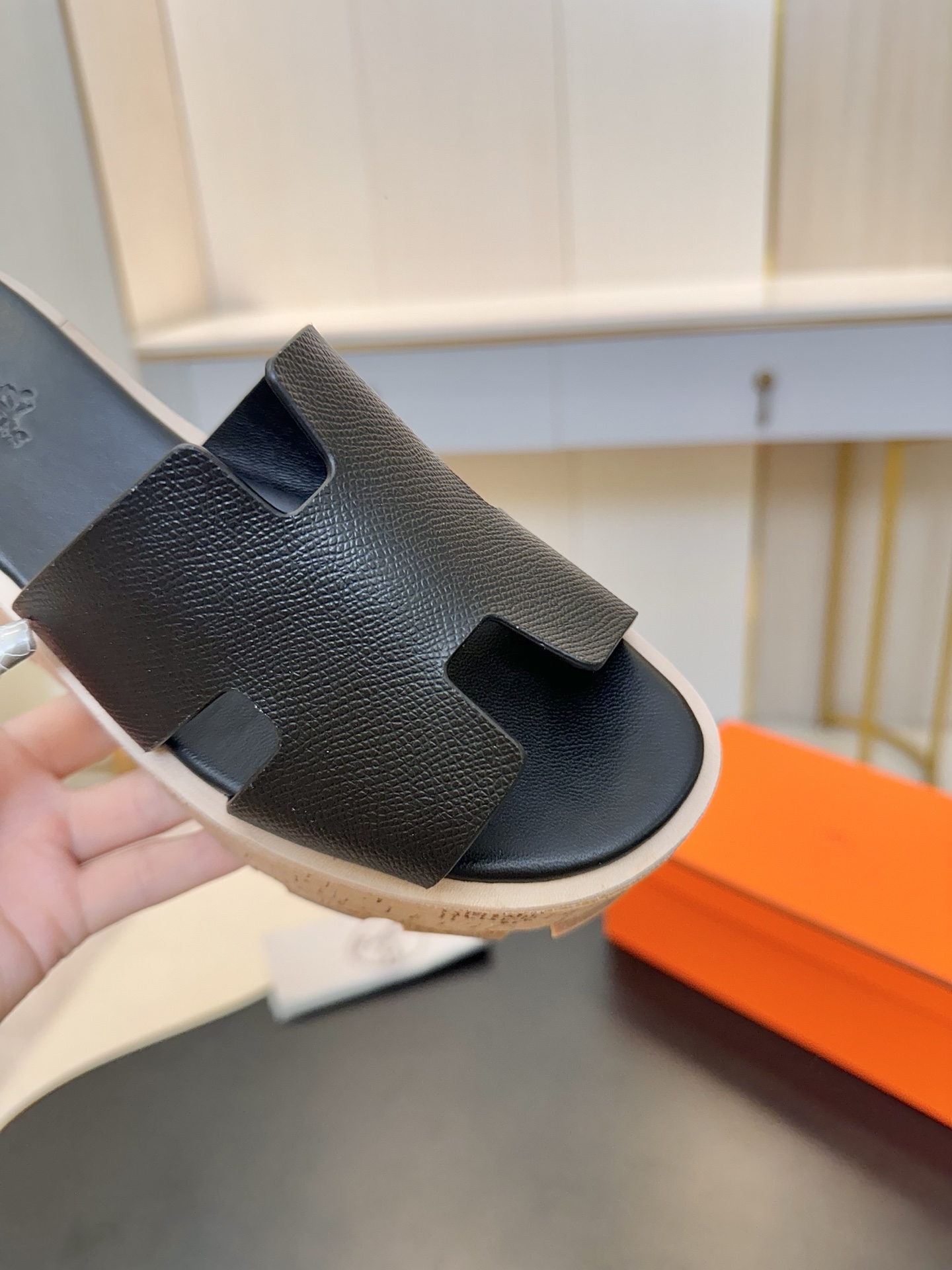 HERMES 00909