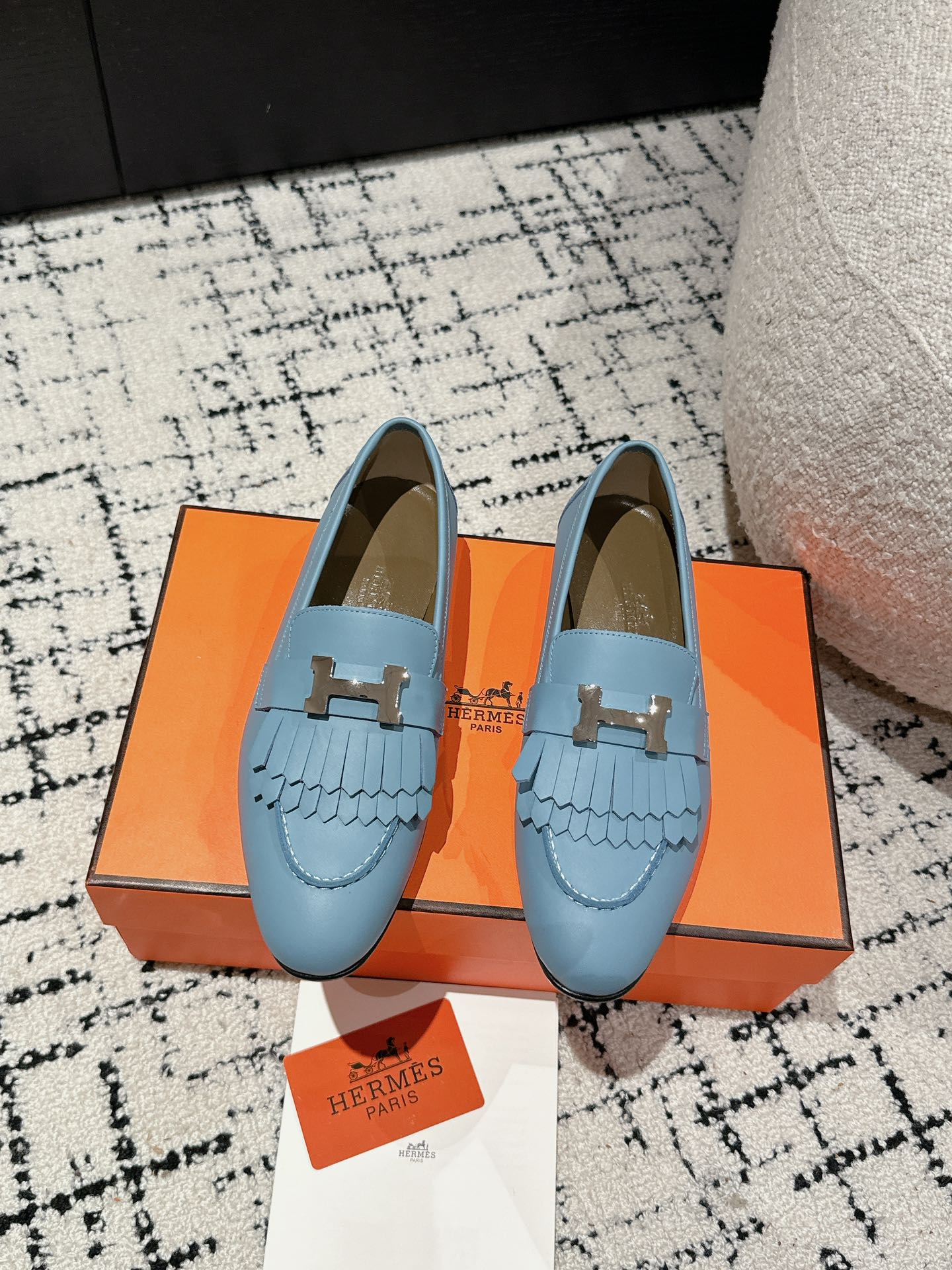 HERMES 00929
