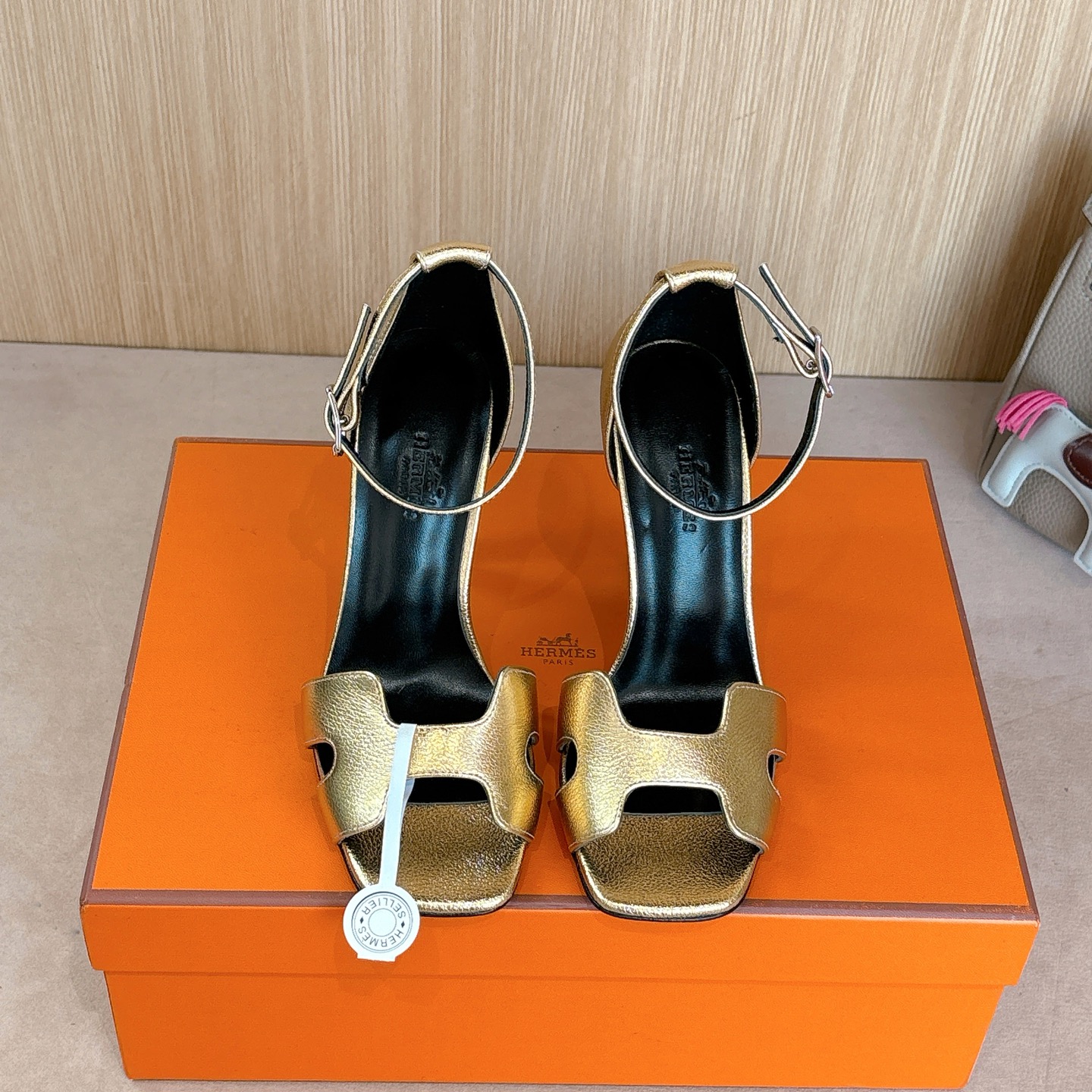 HERMES 00949
