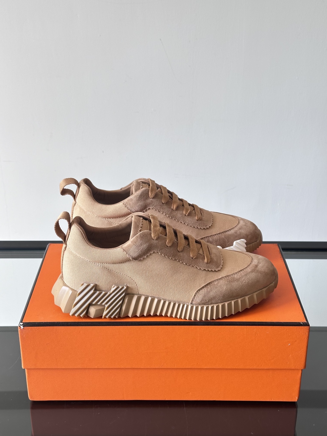 HERMES 00949