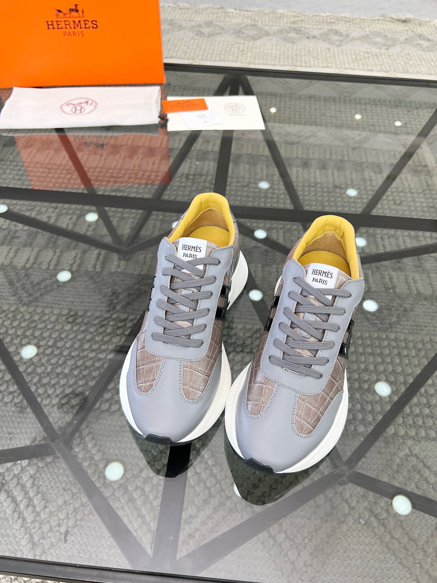 HERMES 00949