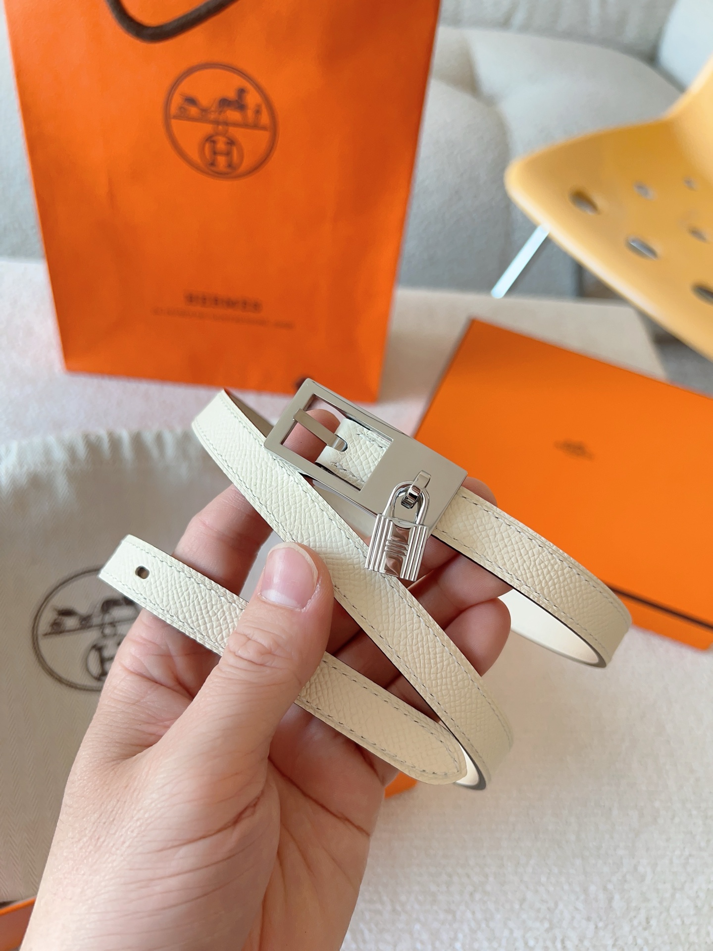 HERMES 01019