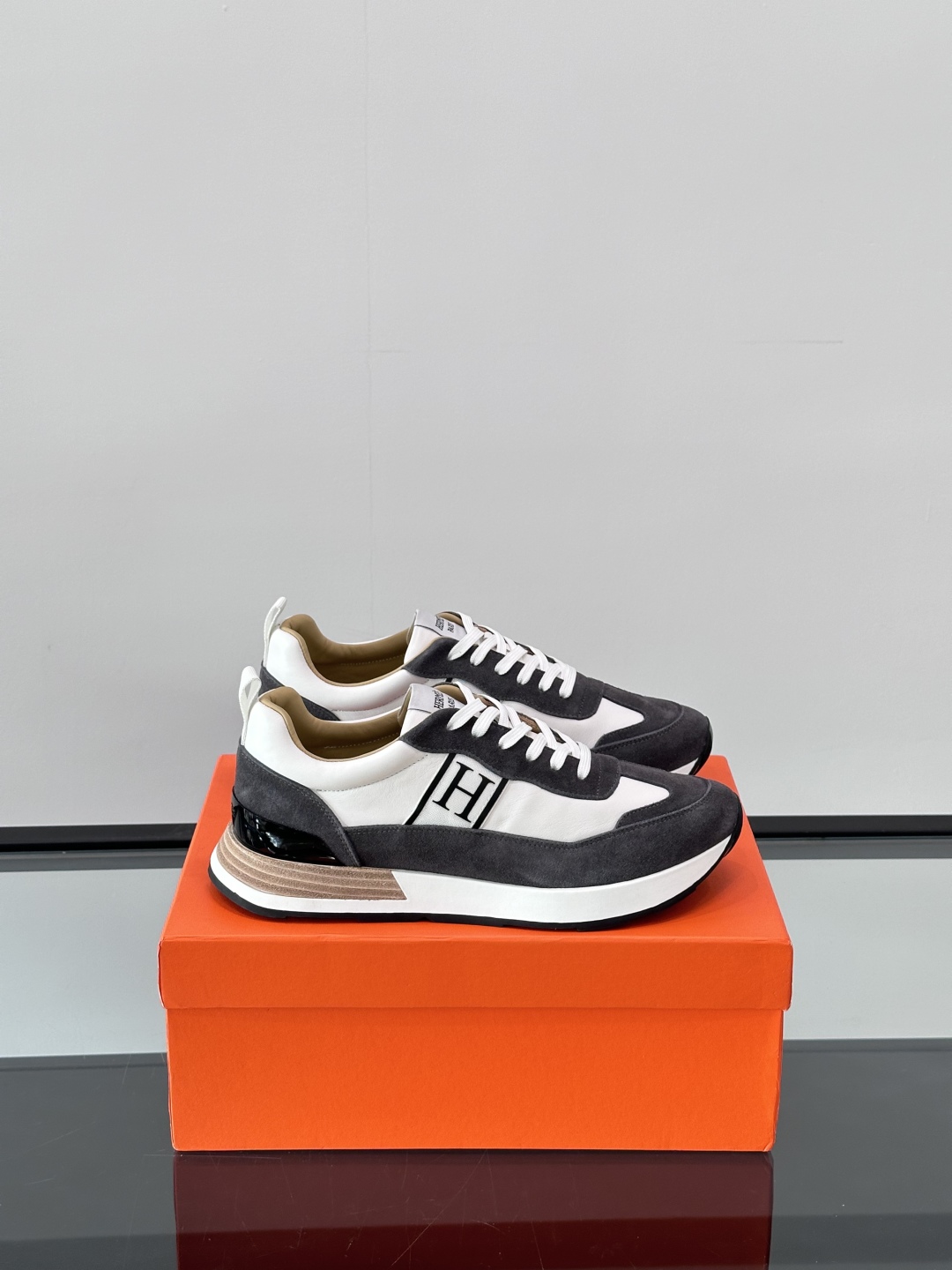 HERMES 01019